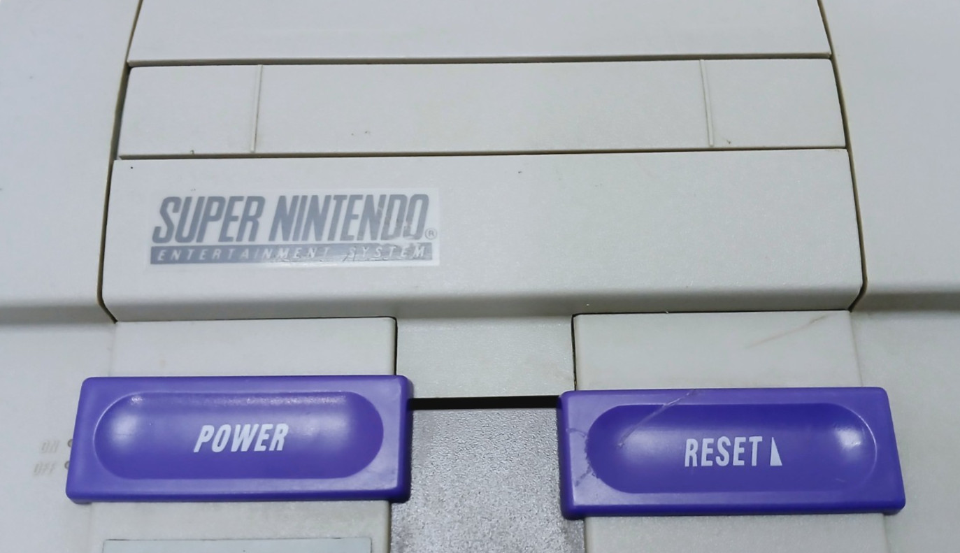 Super Nintendo Entertainment System SNES Console SNS-001 for parts