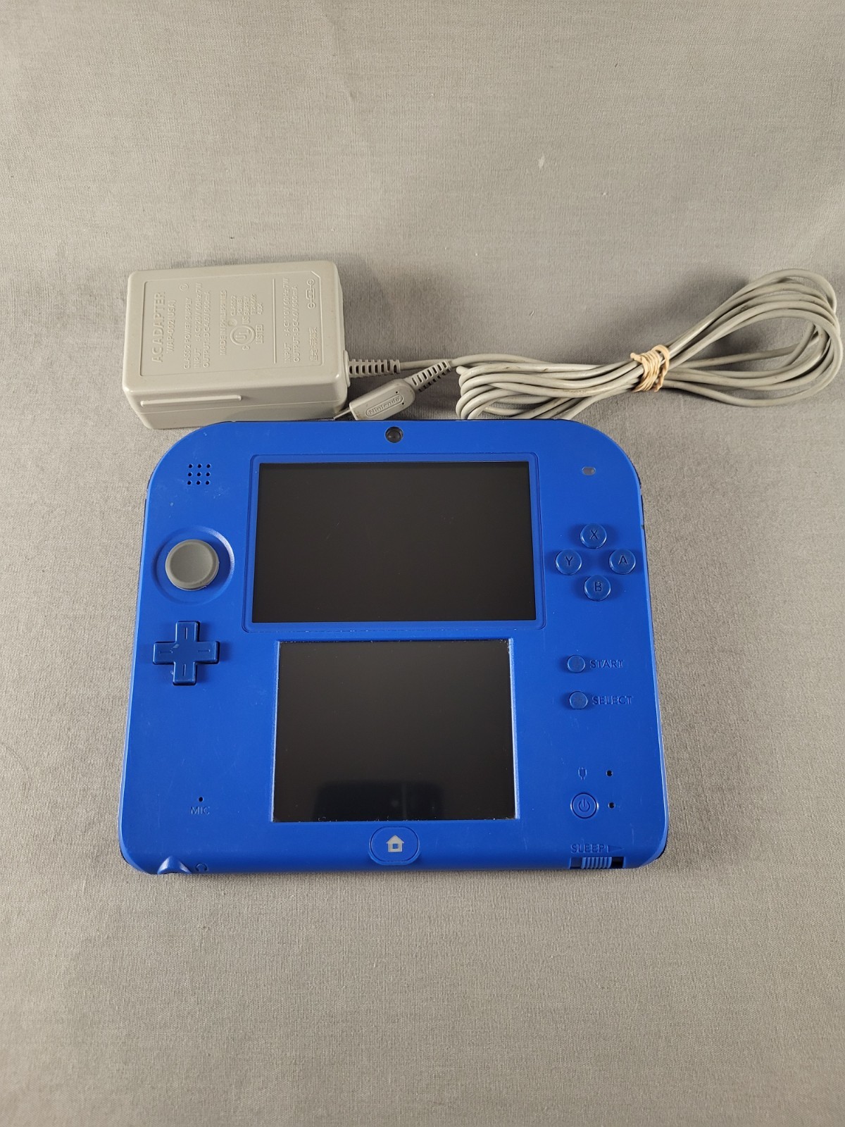 Nintendo 2DS Handheld System – Blue – FTR-001 – Charger Included – Tested!