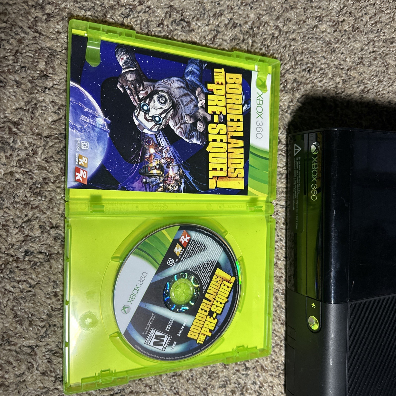 Microsoft Xbox 360 E 4GB Console Bundle 5 Games Black Wired Controller Tested