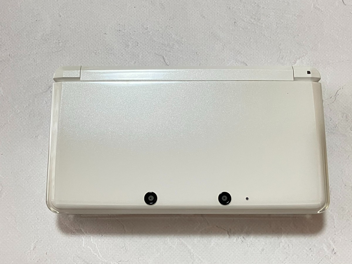 Nintendo 3DS Select Color Console region free / Charger SD card from US