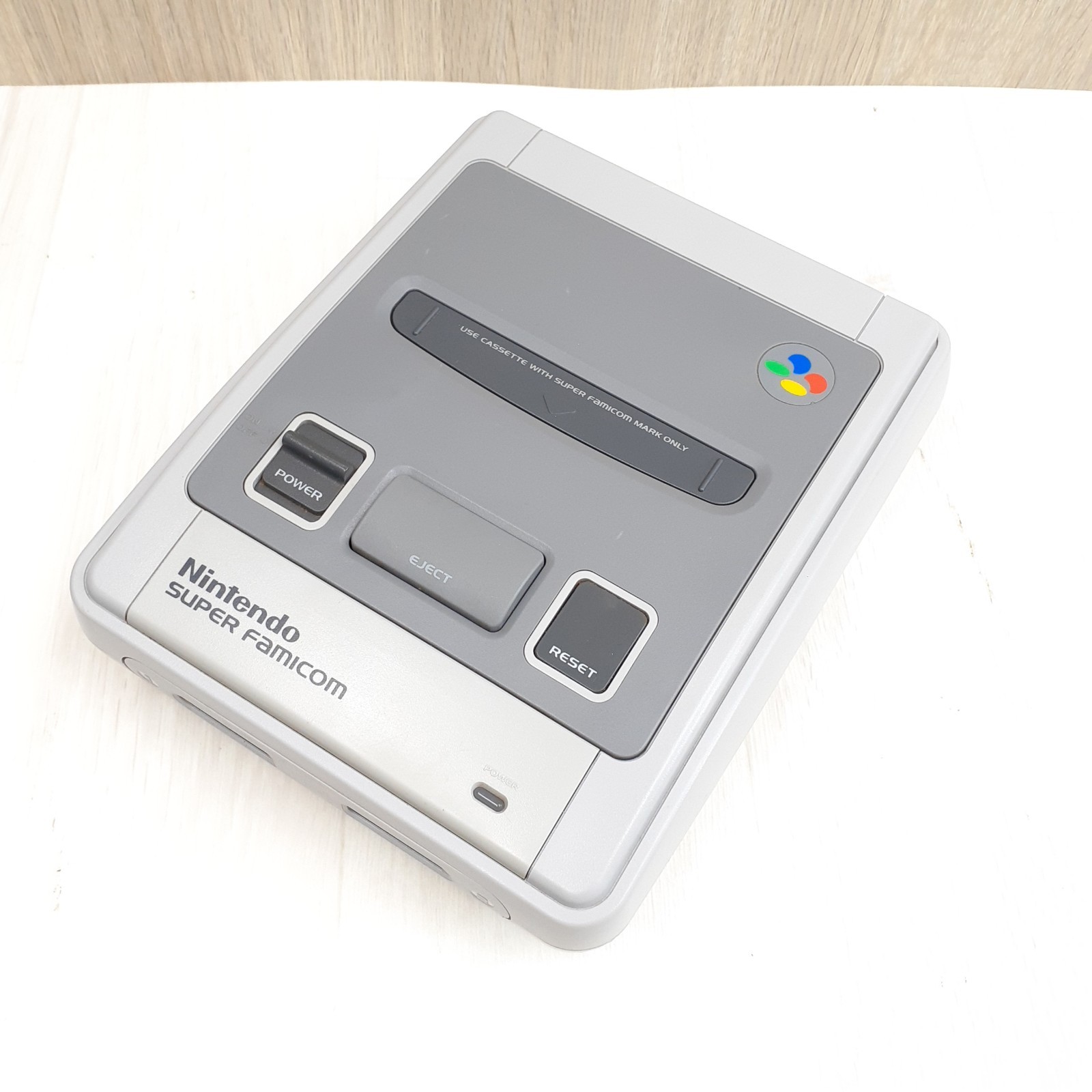 Nintendo Japanese Super Famicom Console in box with 6 games CIB SNES SHVC-001