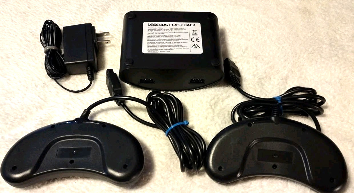 At Games Legends Flashback HDMI 100 Games Console & 2 Controllers NO MANUAL B2
