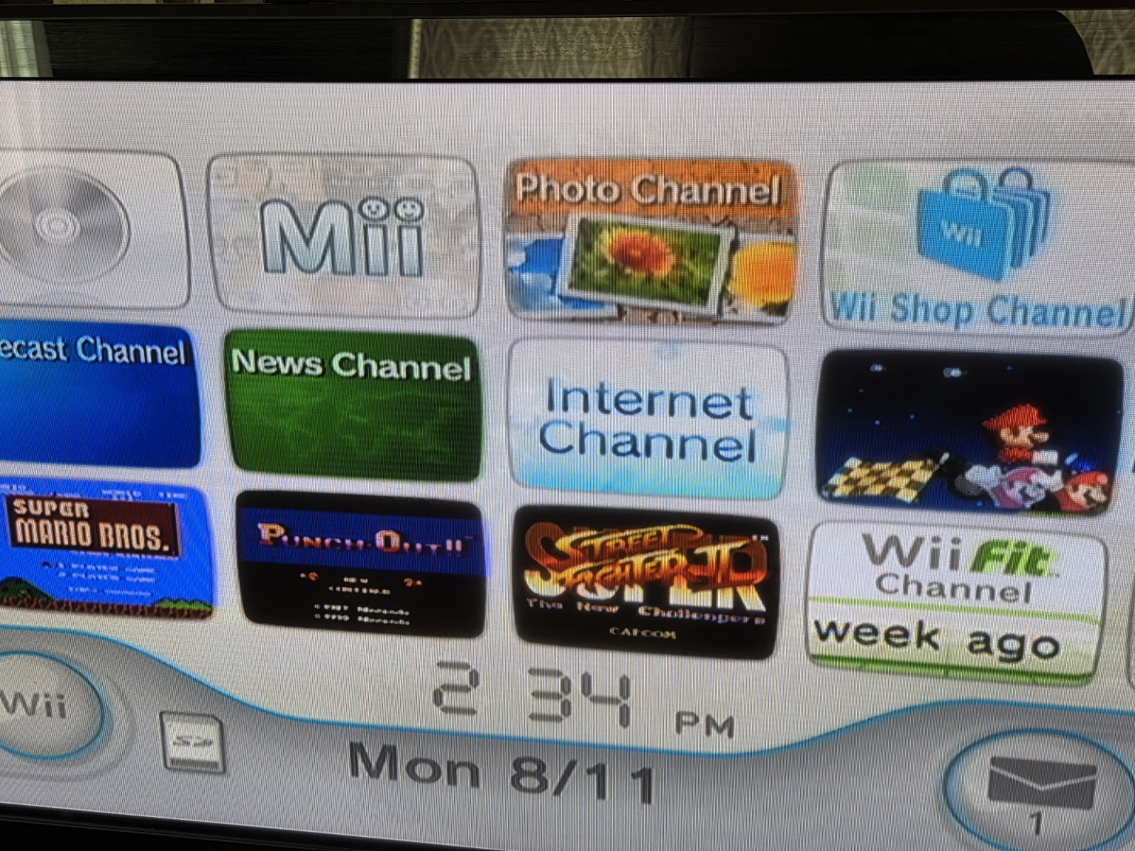 Lot Of 2 White Wii Consoles RVL-001(USA) Tested Both Work Great Games Installed