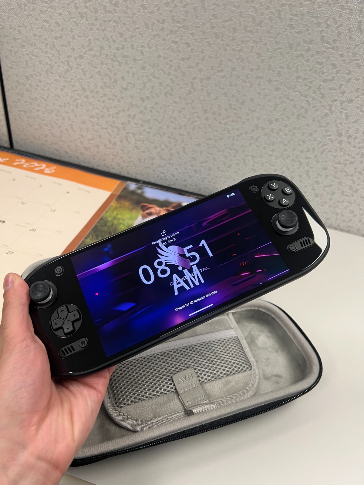 AYN Odin 2 Portal (Base) w/ case , SD card & controller grip Black