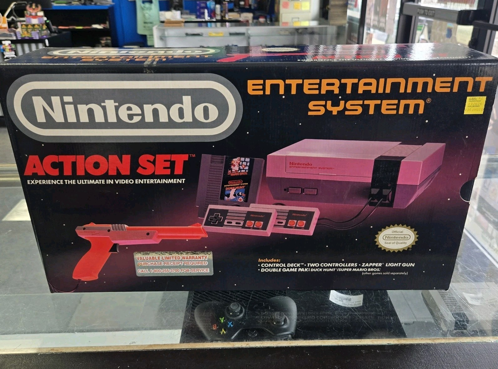 Nintendo NES Action Set Complete in Box CIB w/ Zapper Mario Duck Hunt TESTED!!!