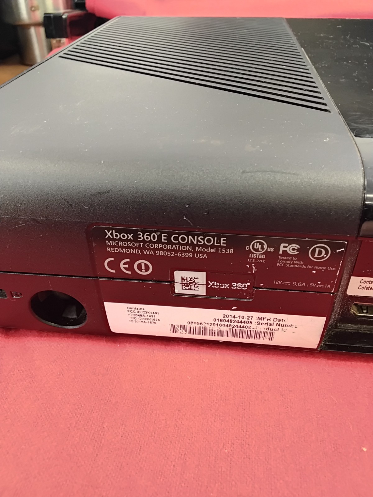 Microsoft Xbox 360 E W/Kinect Works Sold As Is Please Read Description