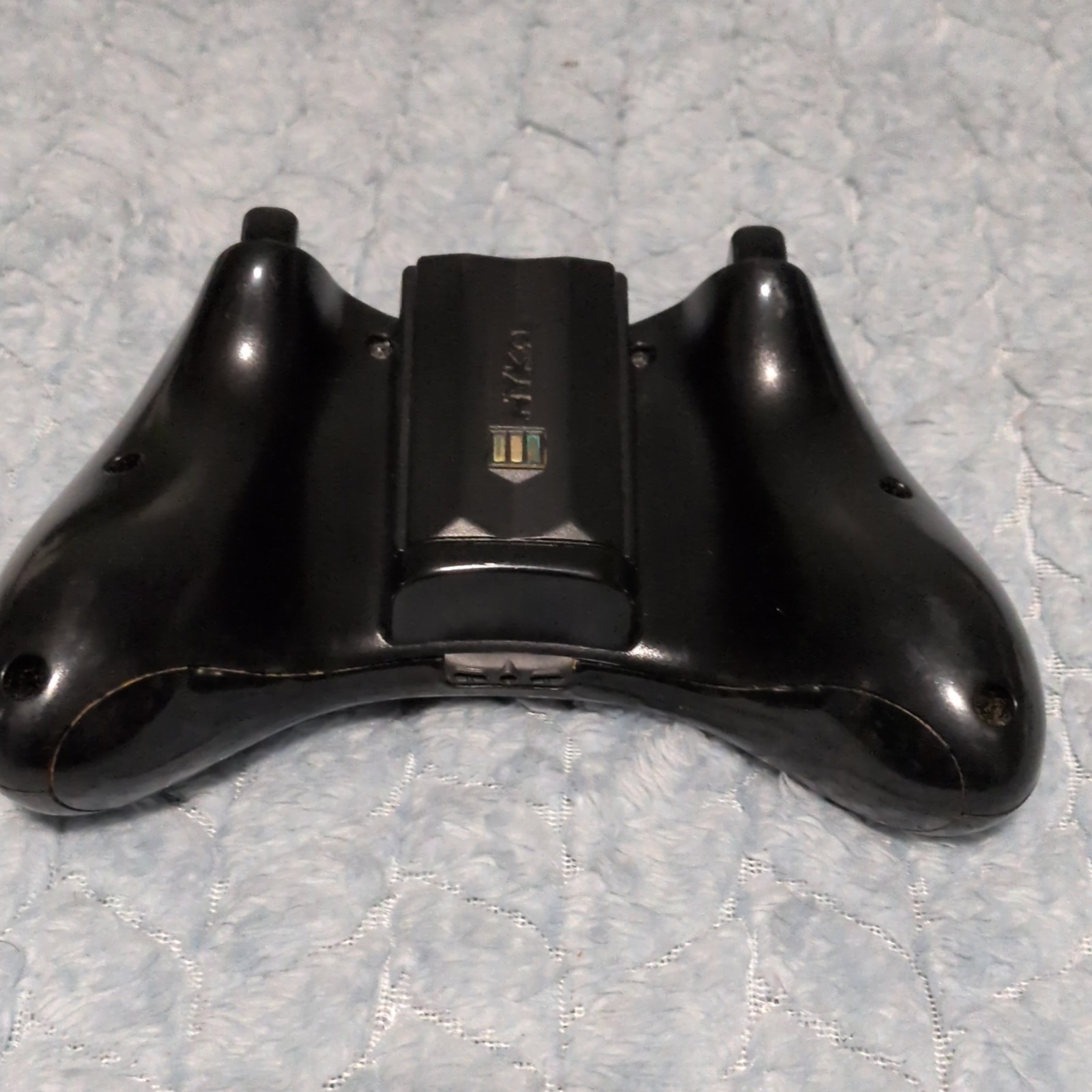 Microsoft Xbox 360 S 250GB Bundle (CiB)