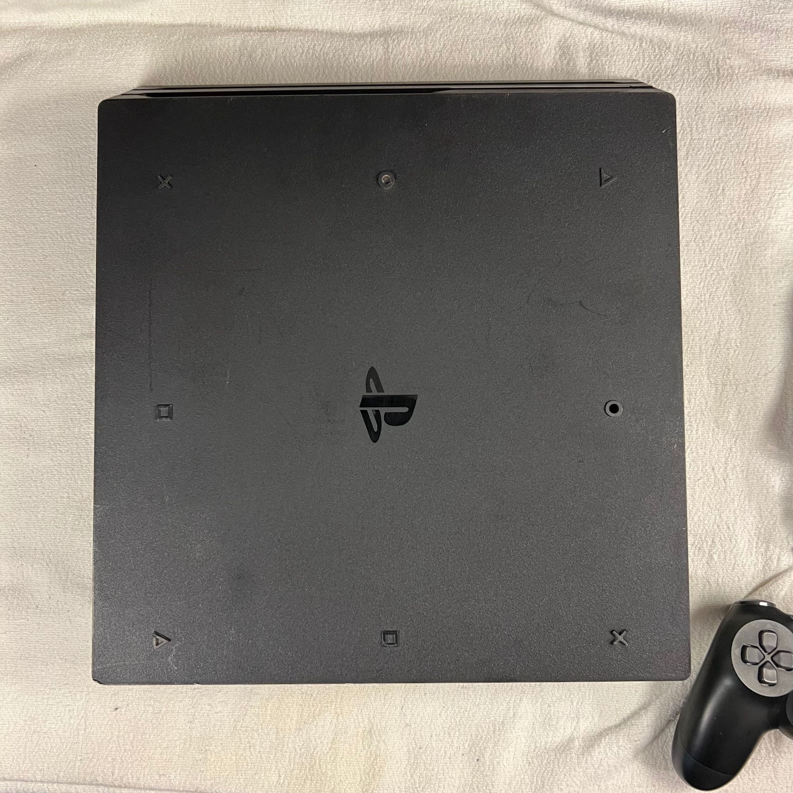 Sony PlayStation 4 Pro 1TB Console Black Bundle + 4 Games