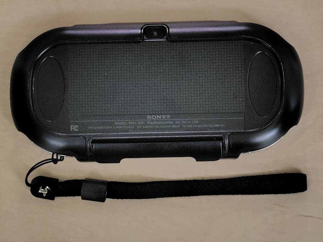 Sony PS Vita PCH 1001 Console 16GB Memory