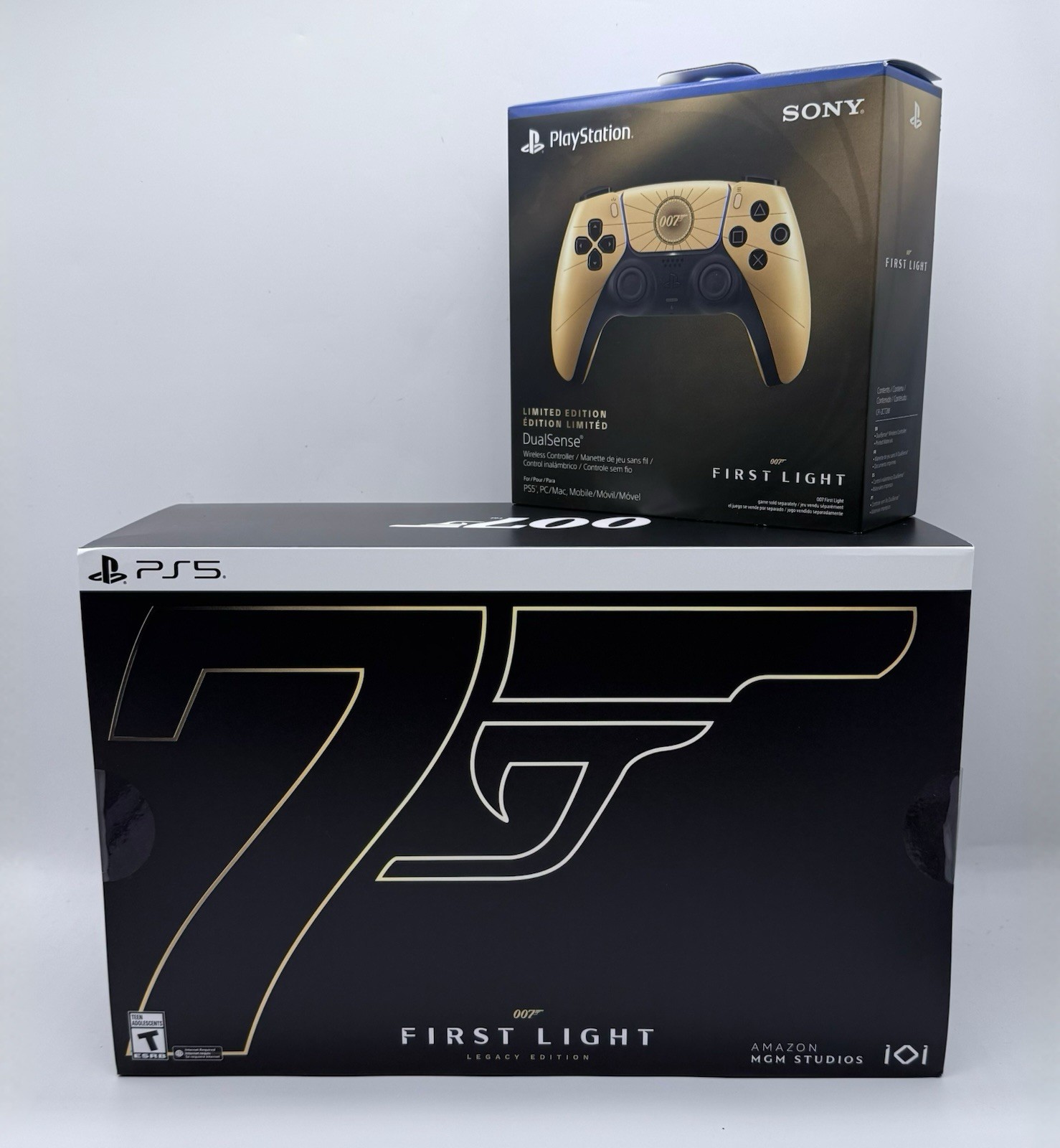 PS5 007 First Light Legacy Edition w/ Limited Edition Dualsense Controller – NEW