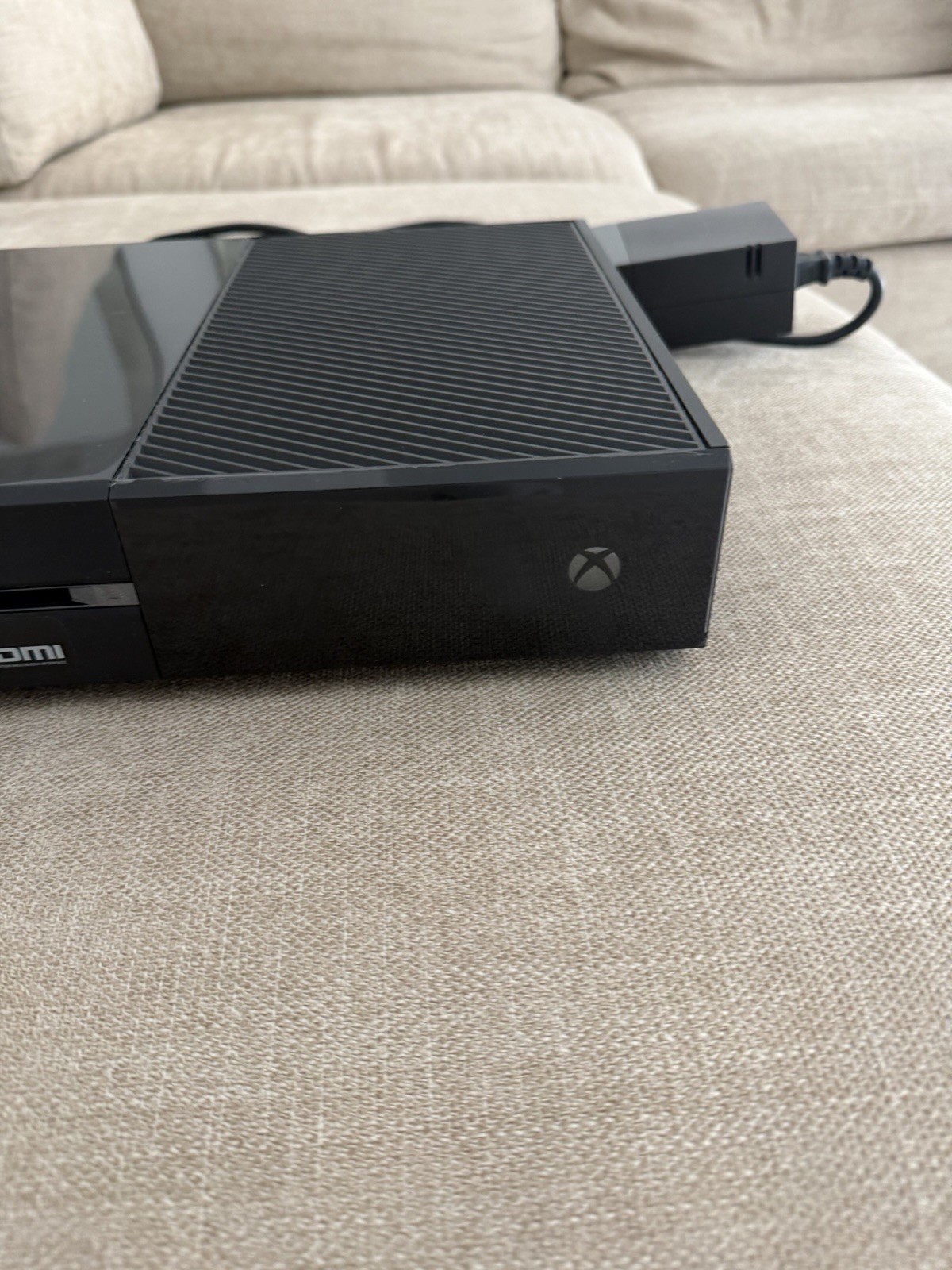 Microsoft Xbox One Black 500GB Console with Power Cord, HDMI and Controller
