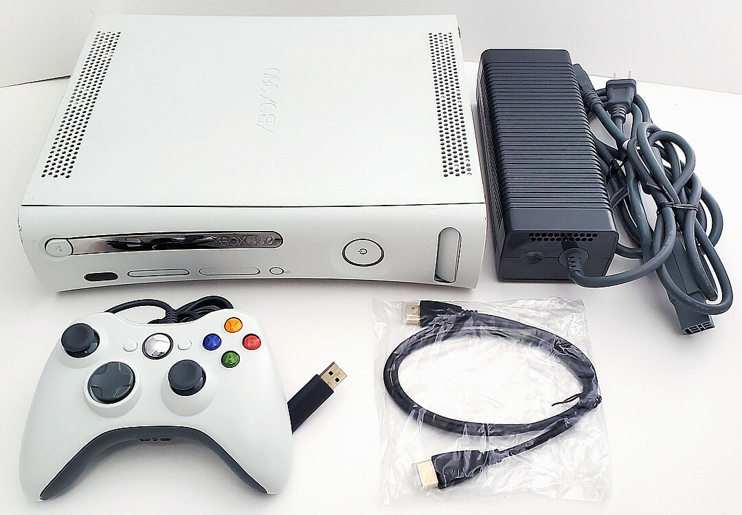 Microsoft XBox 360 Pro 4GB White Video Game Console Gaming System 360P Kids Room
