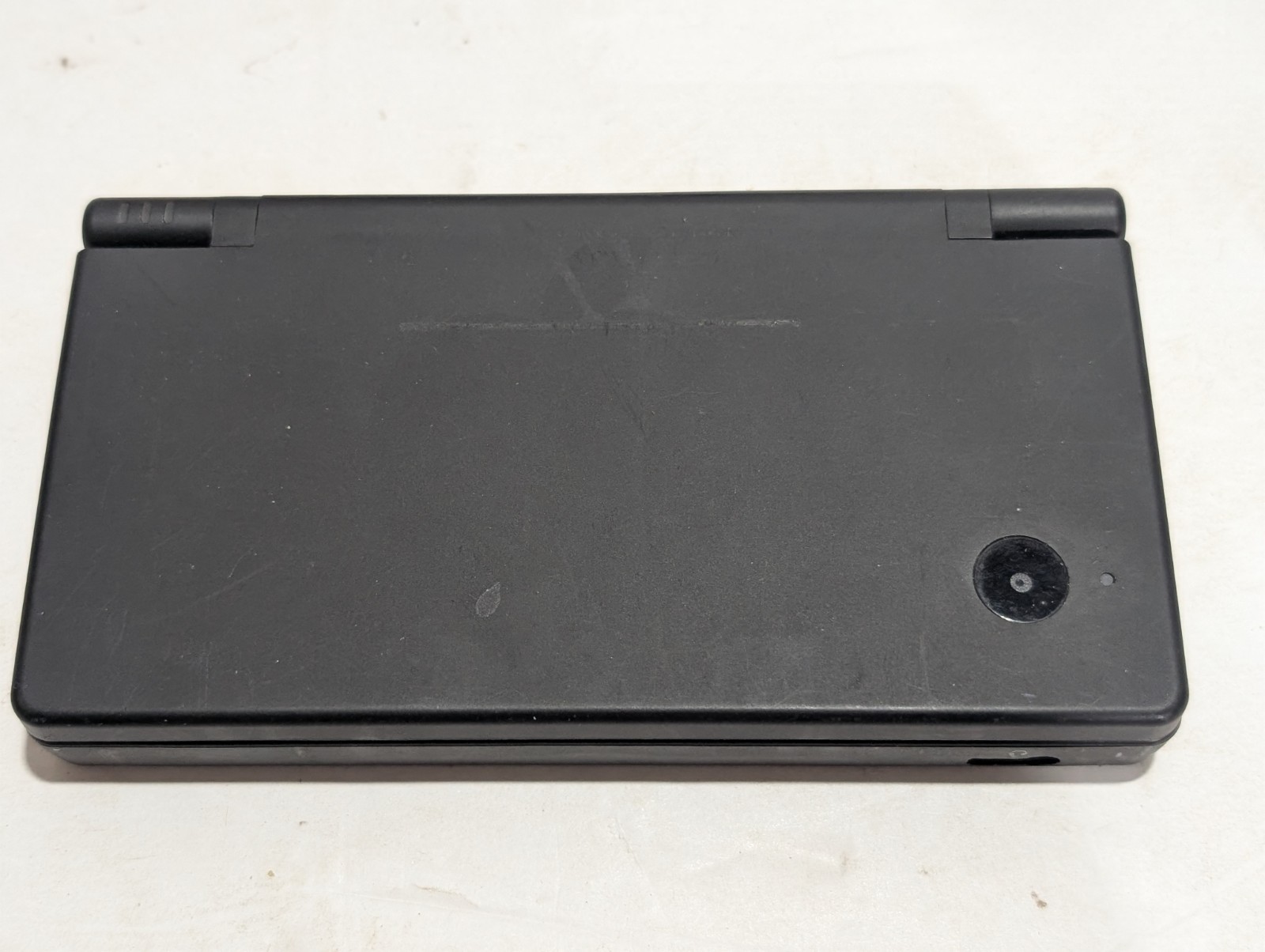 Nintendo DSi Bundle (DSi + NERF Case + Charger + Stylus + Game)