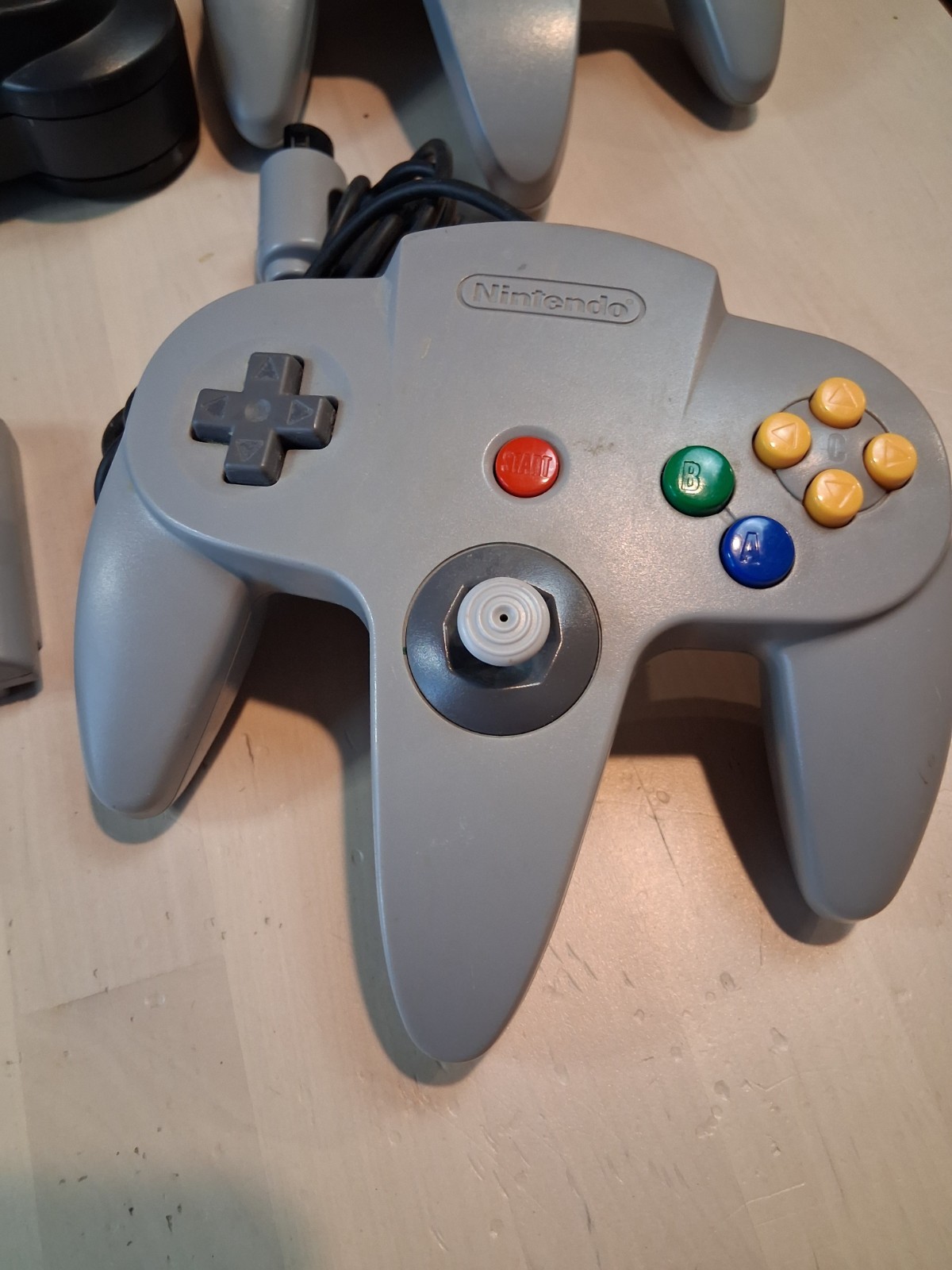 Nintendo 64 N64 Console 4 Controllers Expansion Pak GoldenEye Tested FREE SHIP