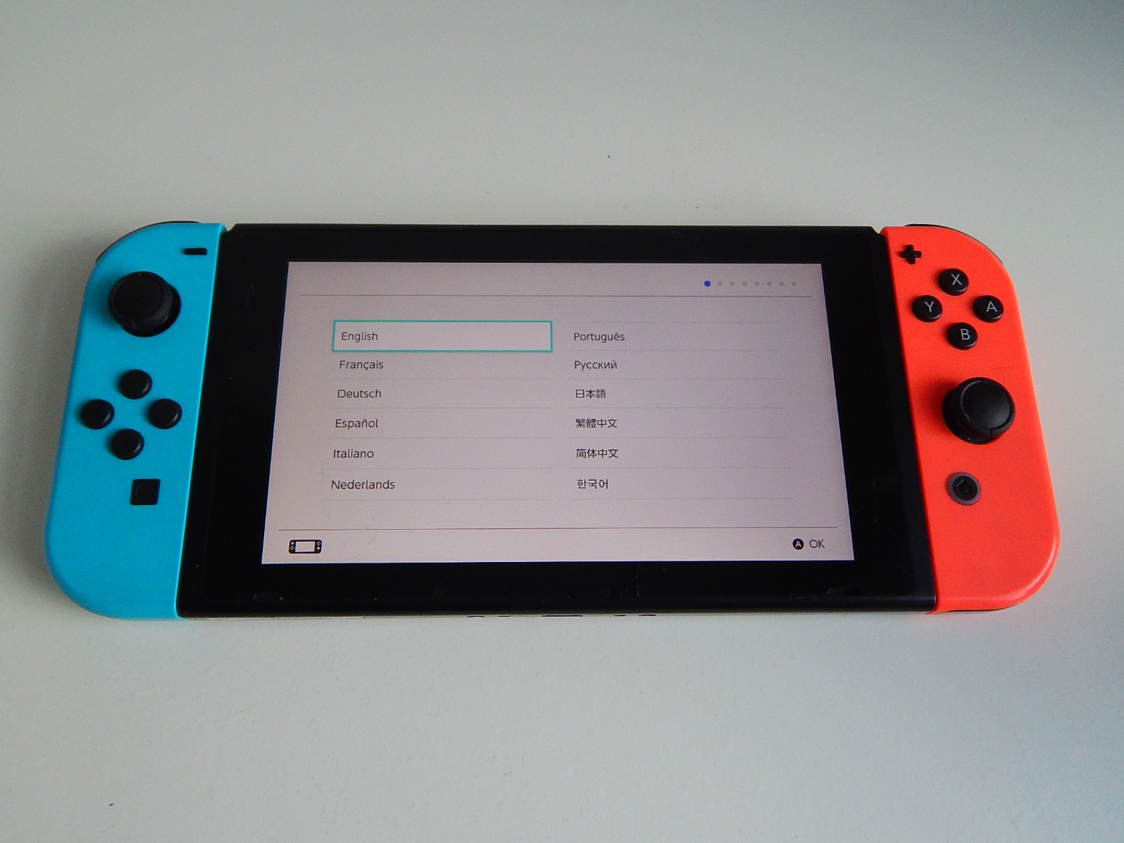 Nintendo Switch 32GB System Console Neon Red & Blue Joy‑Cons, Dock & Case