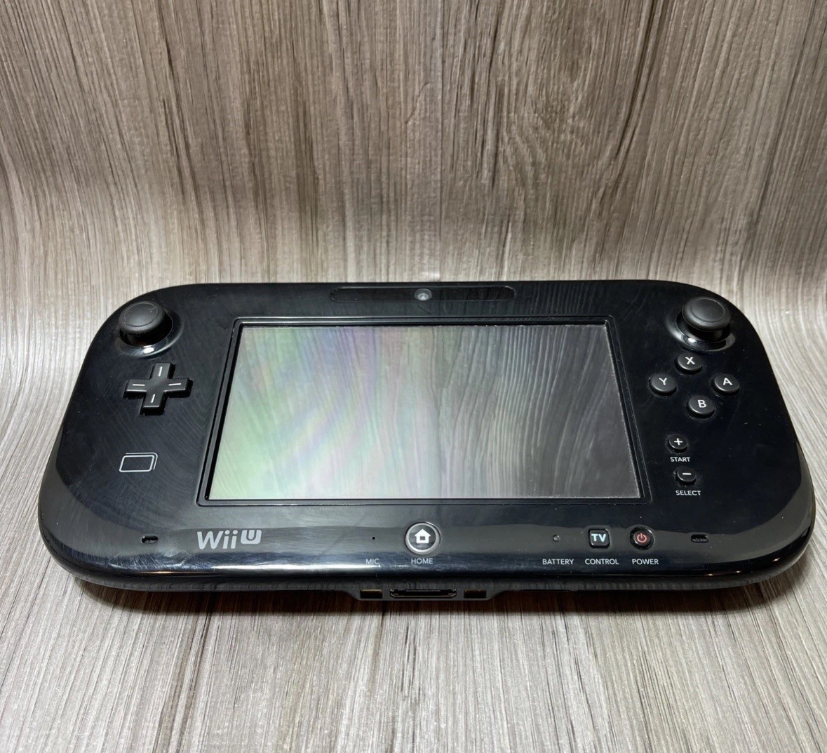 Nintendo WII U 32GB Console WUP-101 (02) With Gamepad