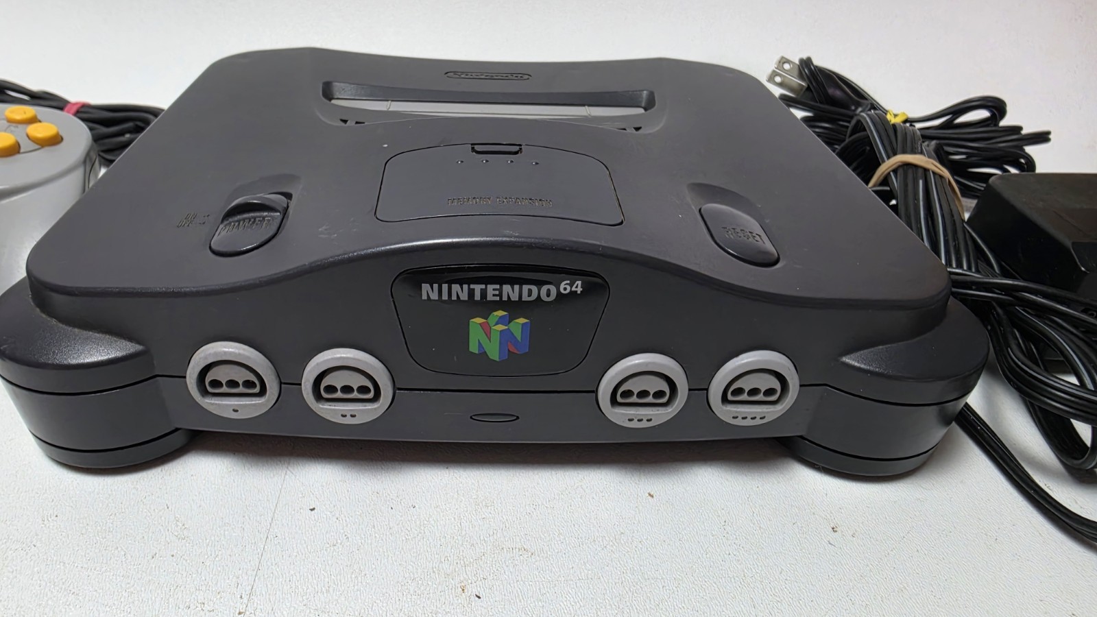 Nintendo 64 Console Region Free Bundle w OEM Controller, Cables