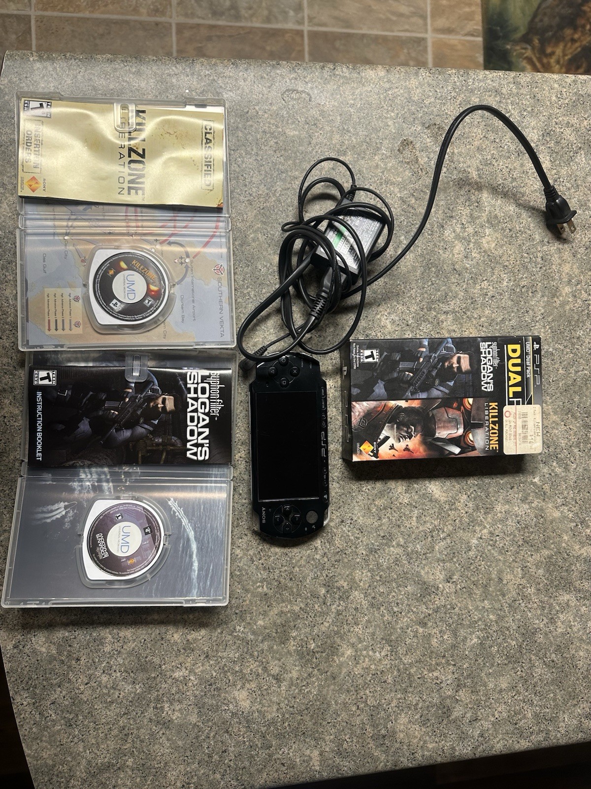 Sony PSP-3001 PlayStation Portable Console w/ Charger & Games Working, Read