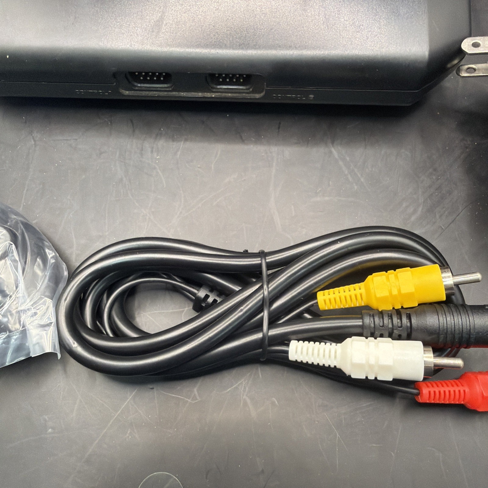 Original OEM Sega Genesis System Model 2 Console Complete w/ Wrestle Mania/sonic