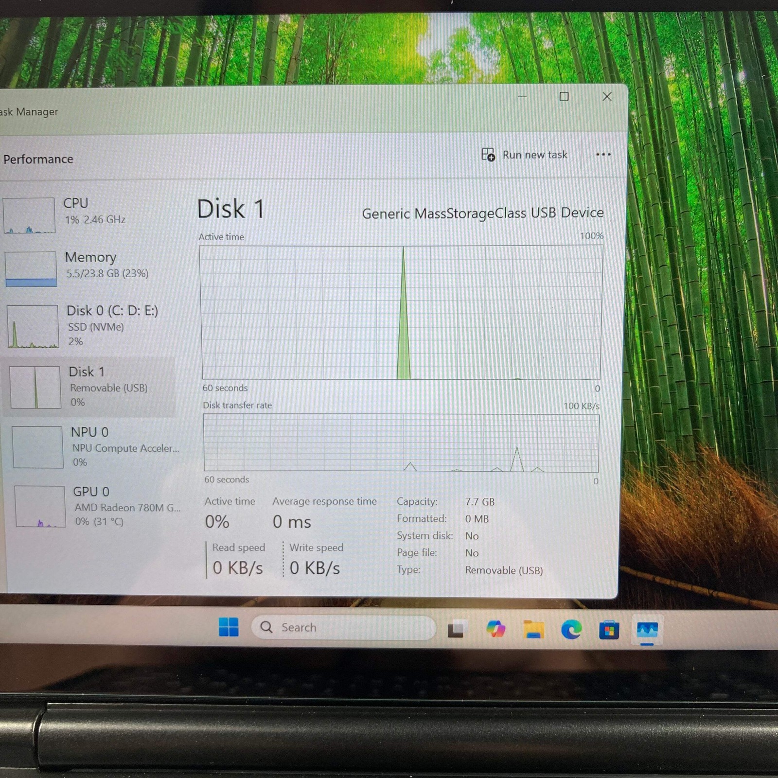 GPD Win Mini (2024) 7″ AMD Ryzen 7 8840U 32GB RAM 2TB Black G1617-01