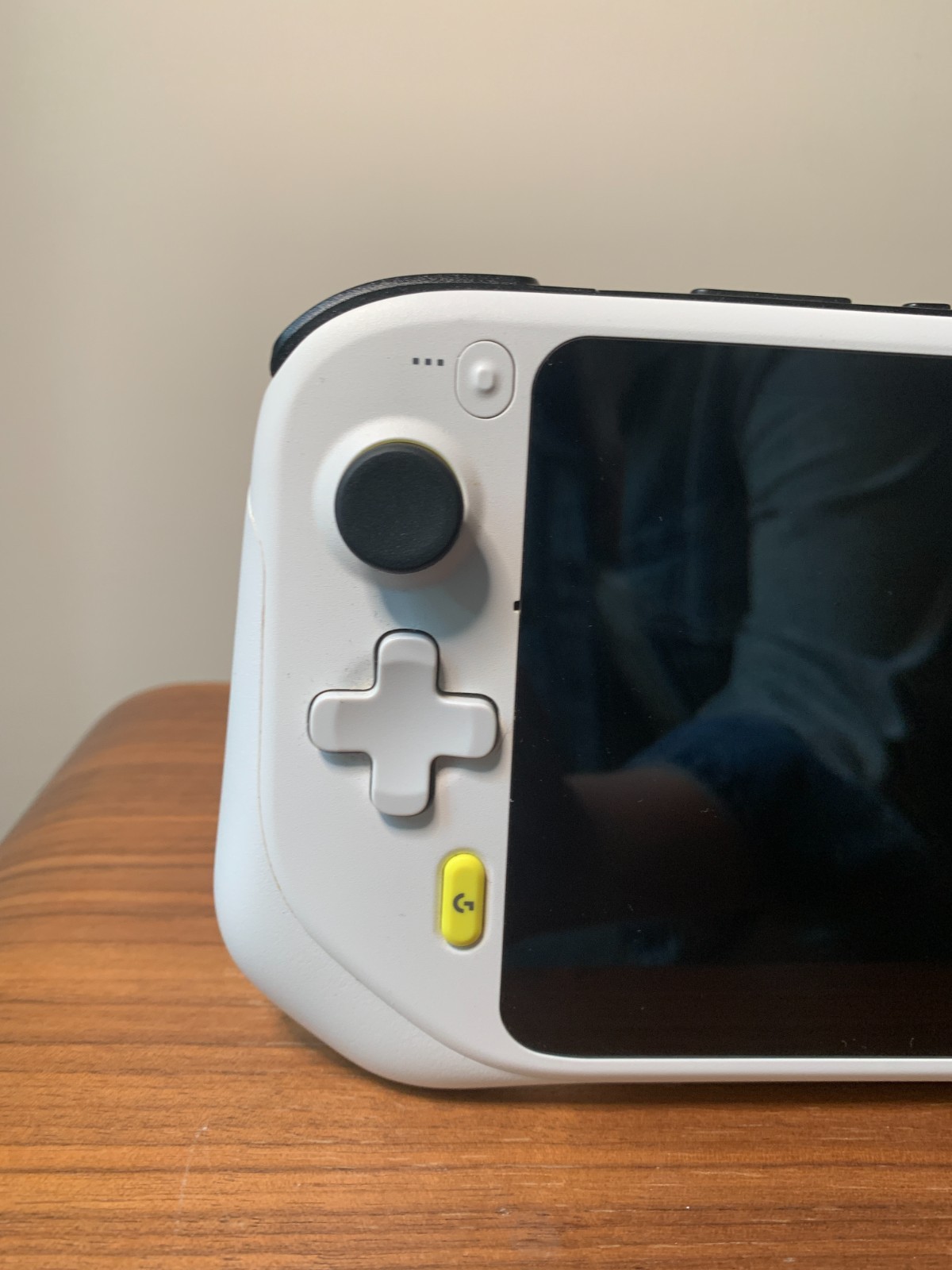 Logitech G CLOUD 64GB Handheld Console – White