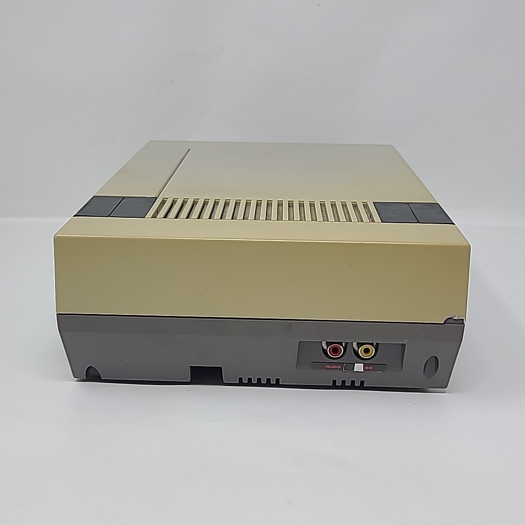 Nintendo Entertainment System NES-001 : Tested and Working : CONSOLE ONLY
