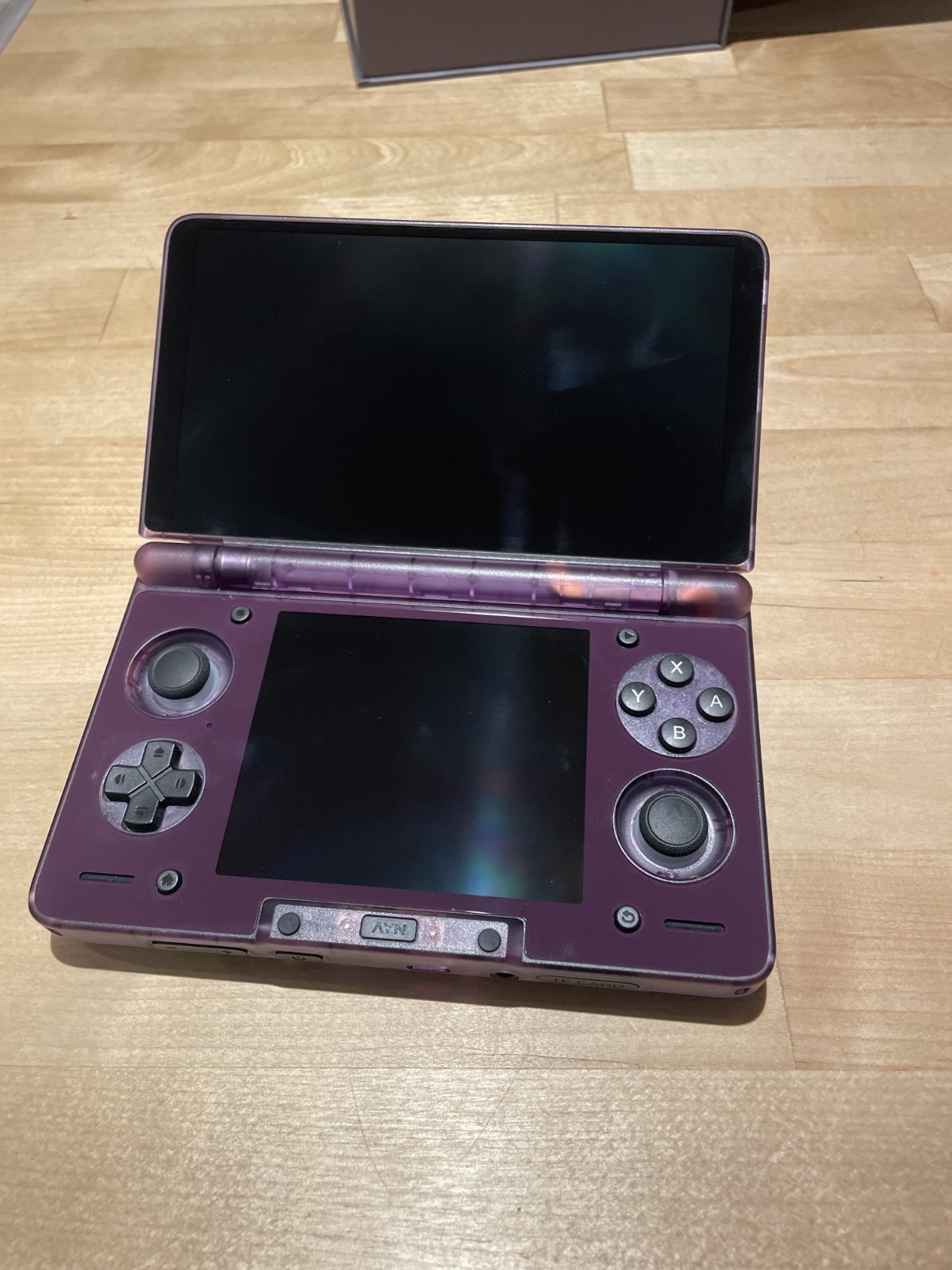 Ayn Thor Pro Purple 12 GB RAM 256 GB Storage Gaming Handheld