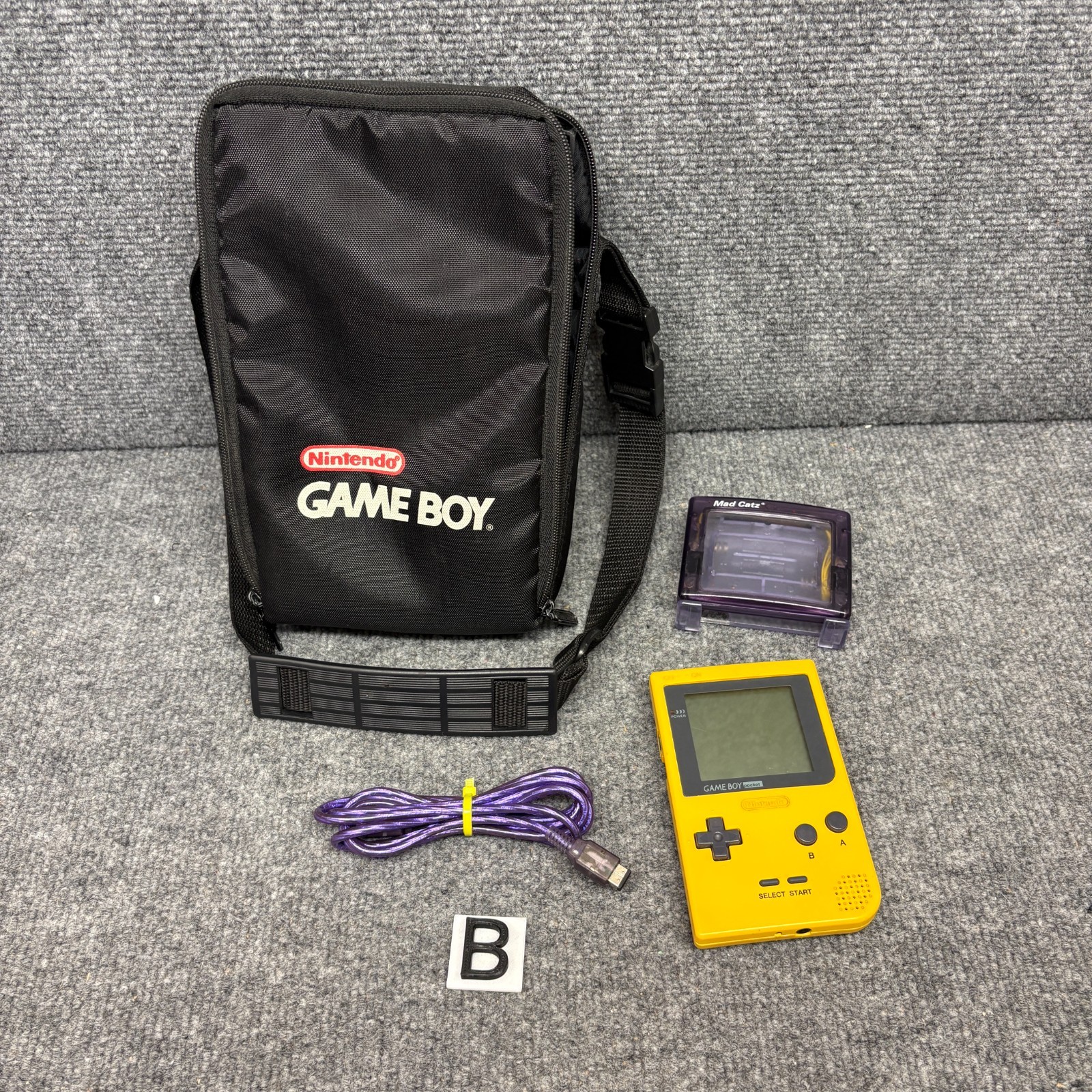 Nintendo Game Boy Pocket MGB-001 Yellow 100% OEM Tested Working Case Cord Light