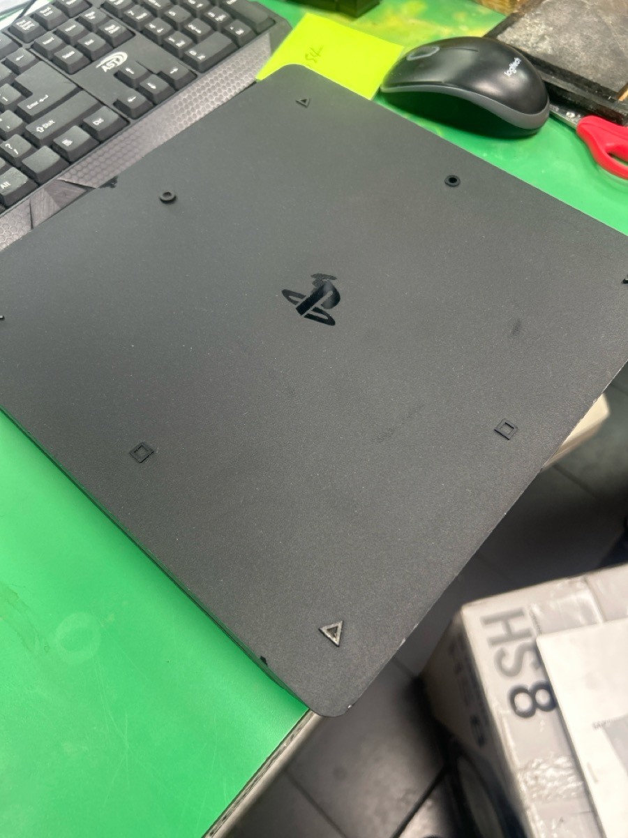 SONY PLAYSTATION 4 GAME SYSTEM (E13007246)