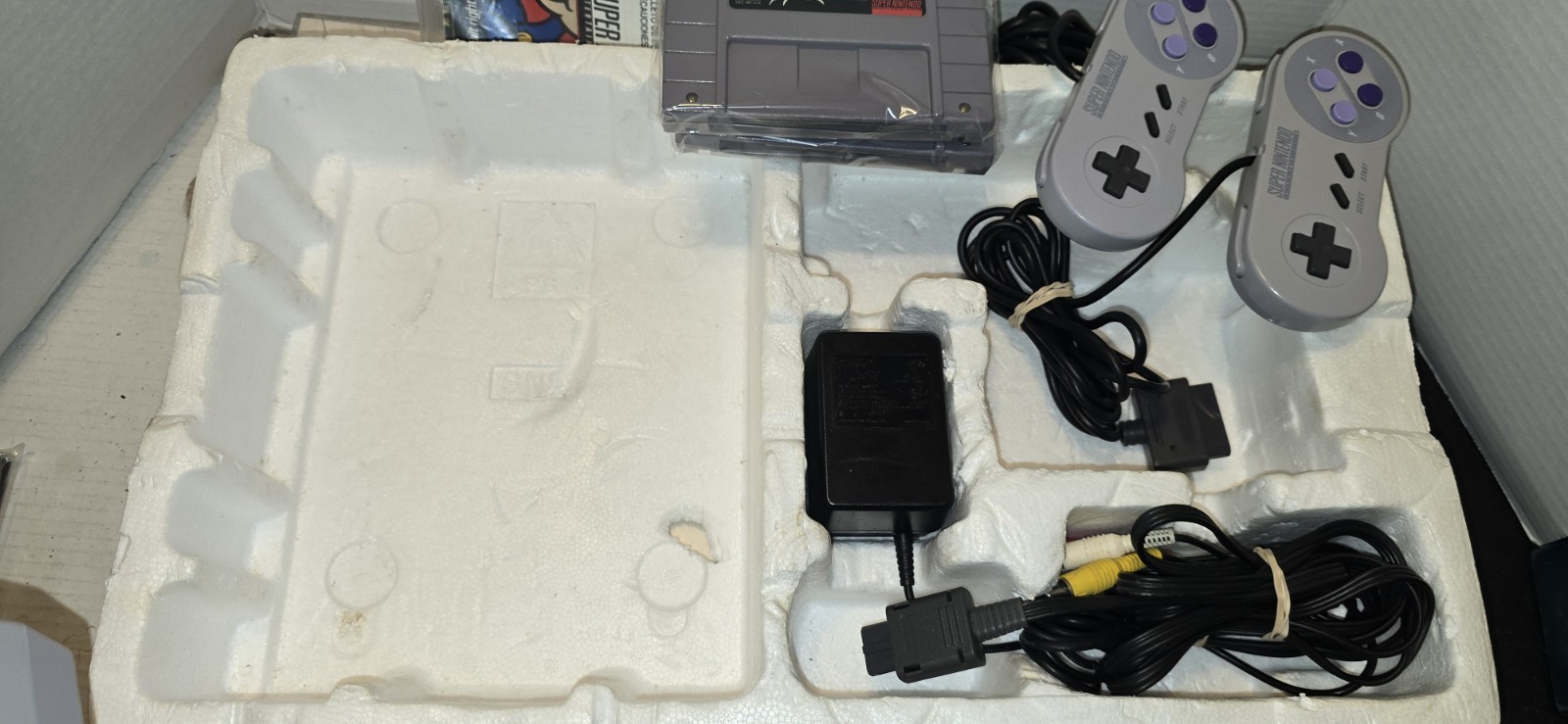 Super Nintendo SNES Console Super Set in Box Mario All-Stars Bonus