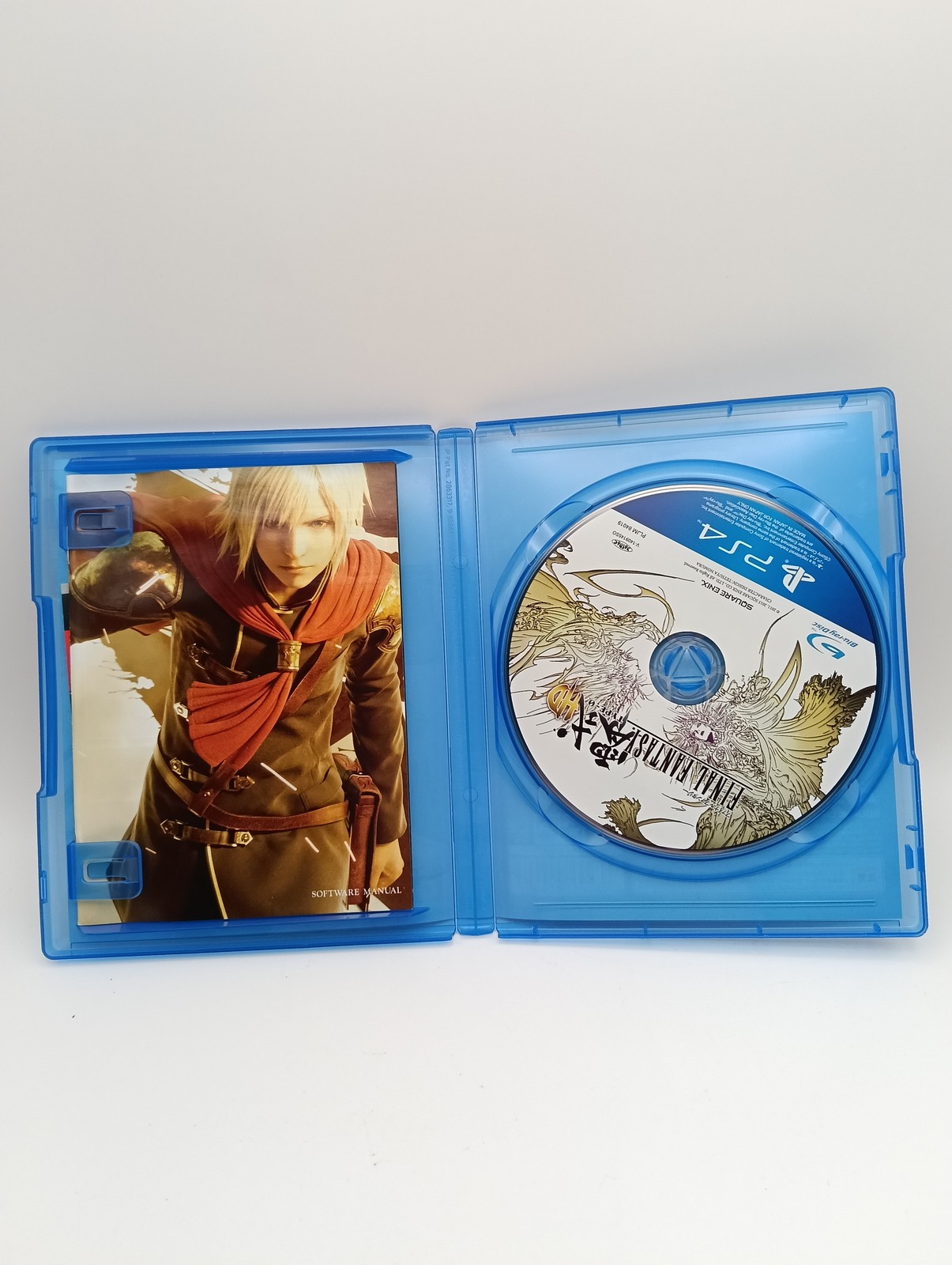 PlayStation 4 PS4 FINAL FANTASY Type 0 HD Suzaku Edition 500GB Console Tested