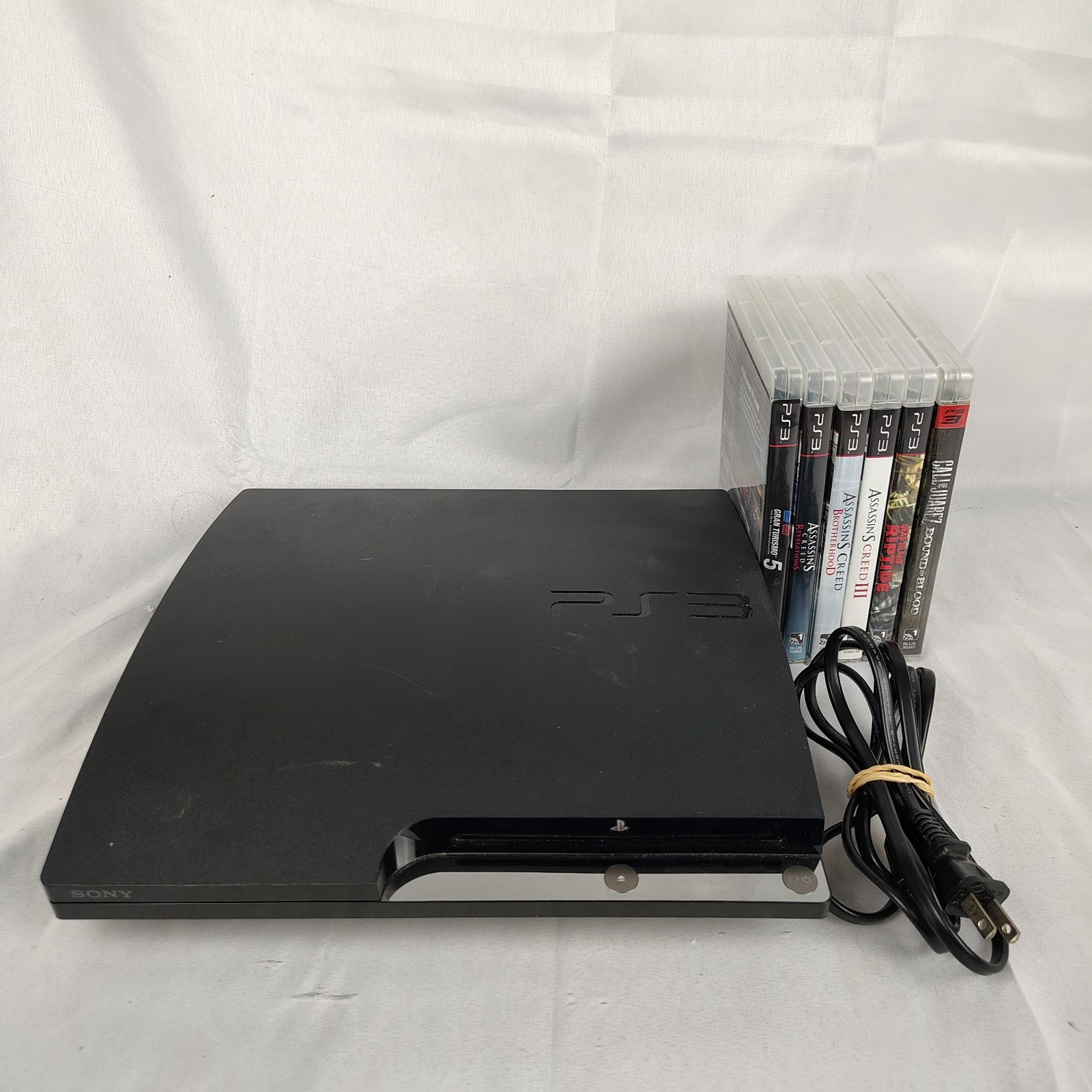 Ps3 Slim 320 GB Console Bundle Games Chords NO CONTROLLER