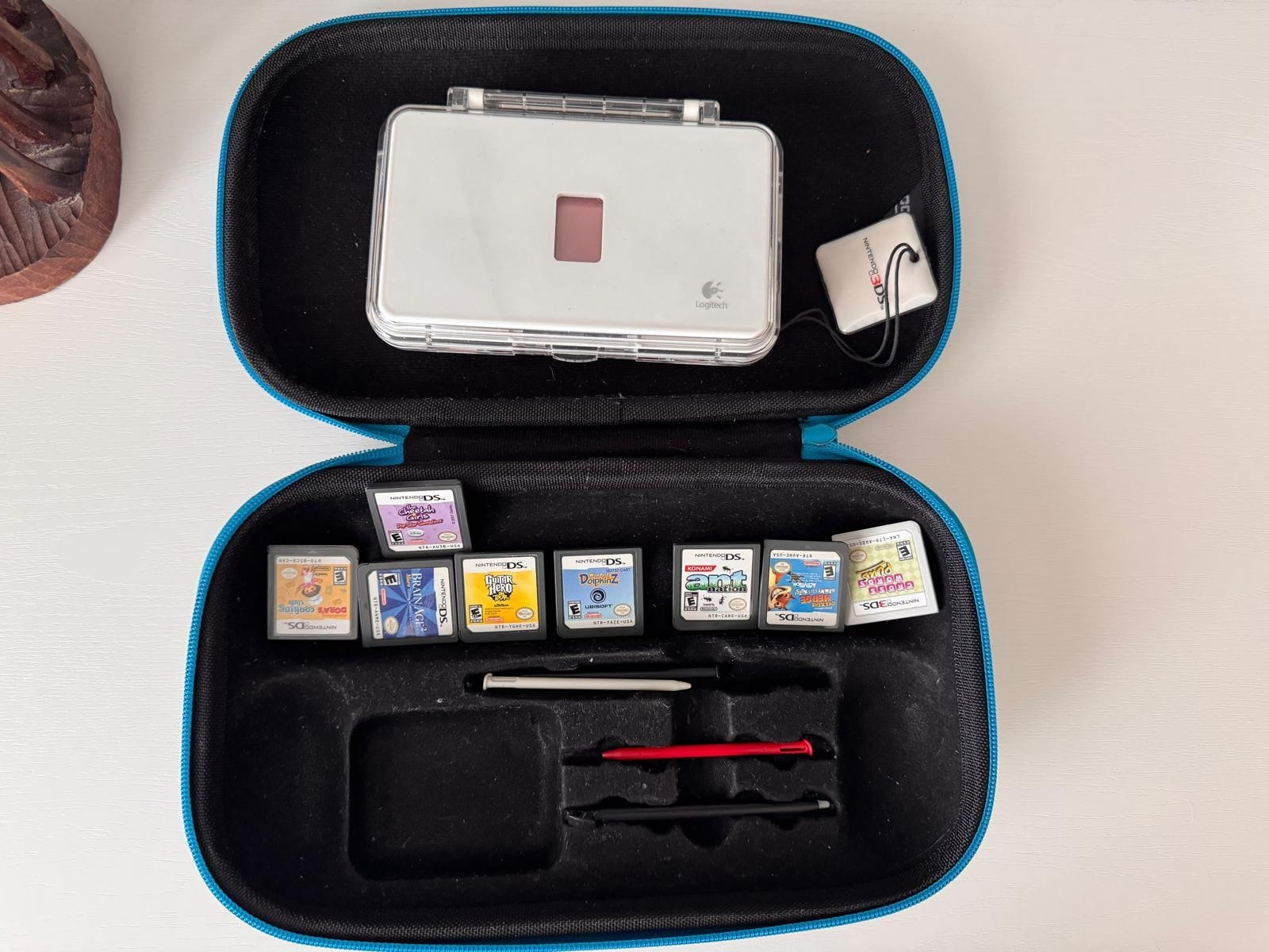PINK Nintendo 3DS Handheld System Hard-Shell CASE + Black Carry Case, 8 Games