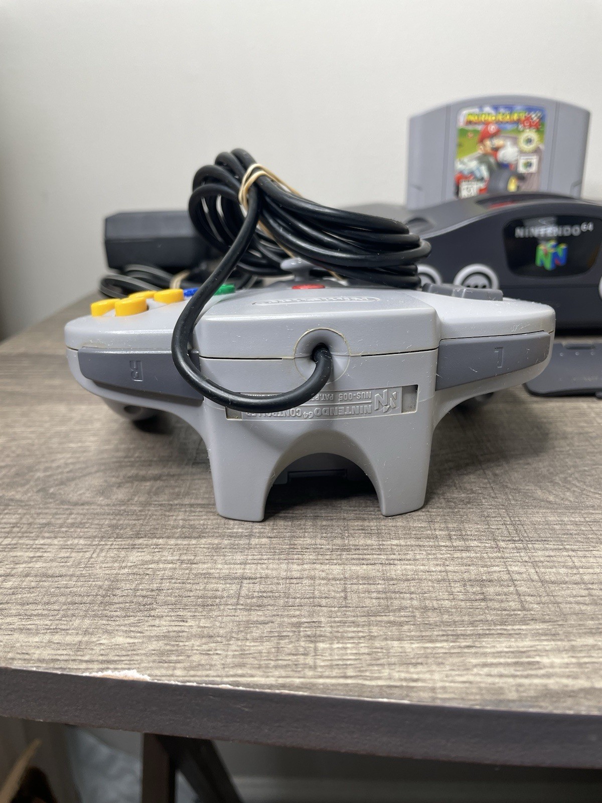 Nintendo 64 N64 Console Bundle Two Controllers Mario Kart 64 Expansion Pack