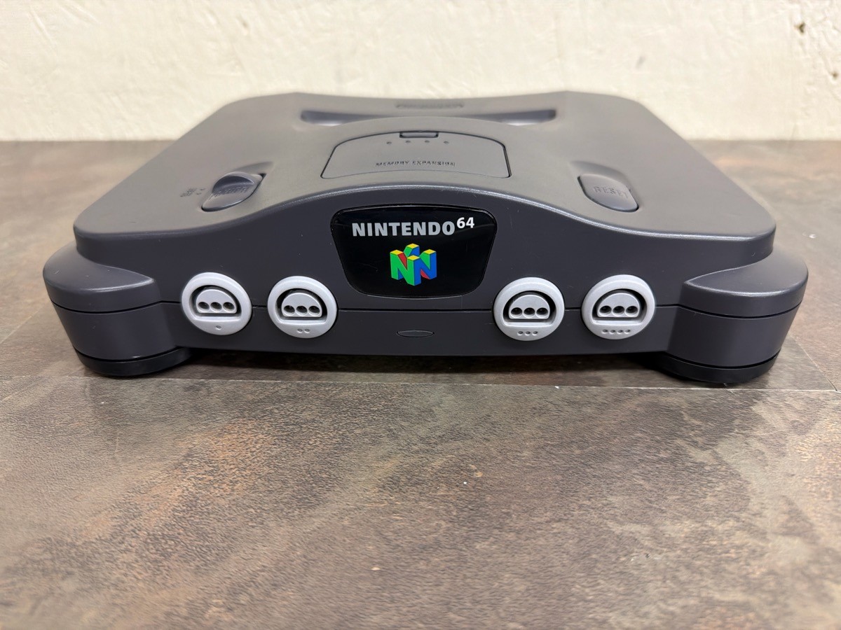 NINTENDO N64 CONSOLE NUS-001 WITH 1 CONTROLLER & CABLES – TESTED (WBP018767)