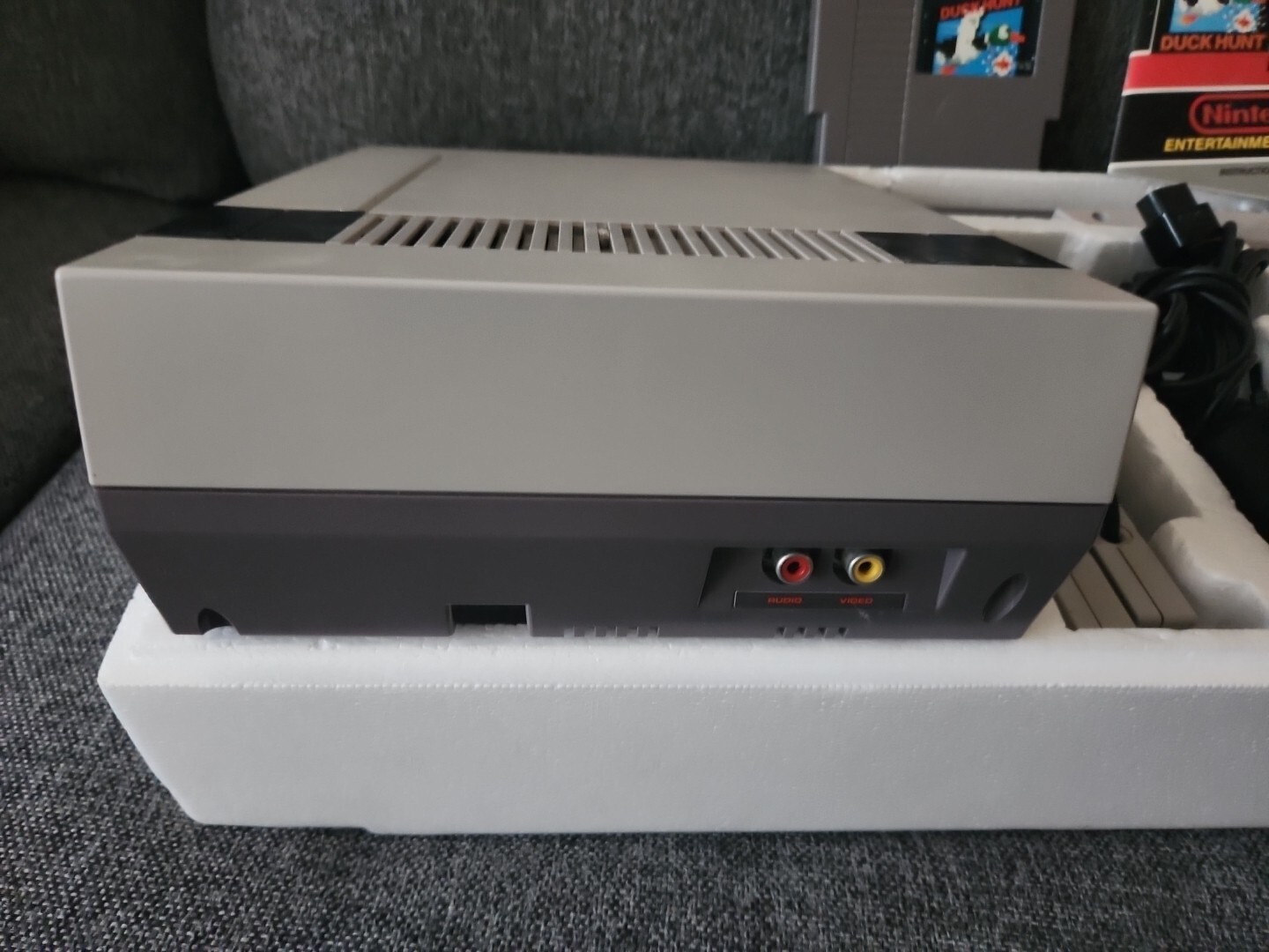 Nintendo NES Action Set Video Game System With BOX INSERTS Styrofoam Authentic