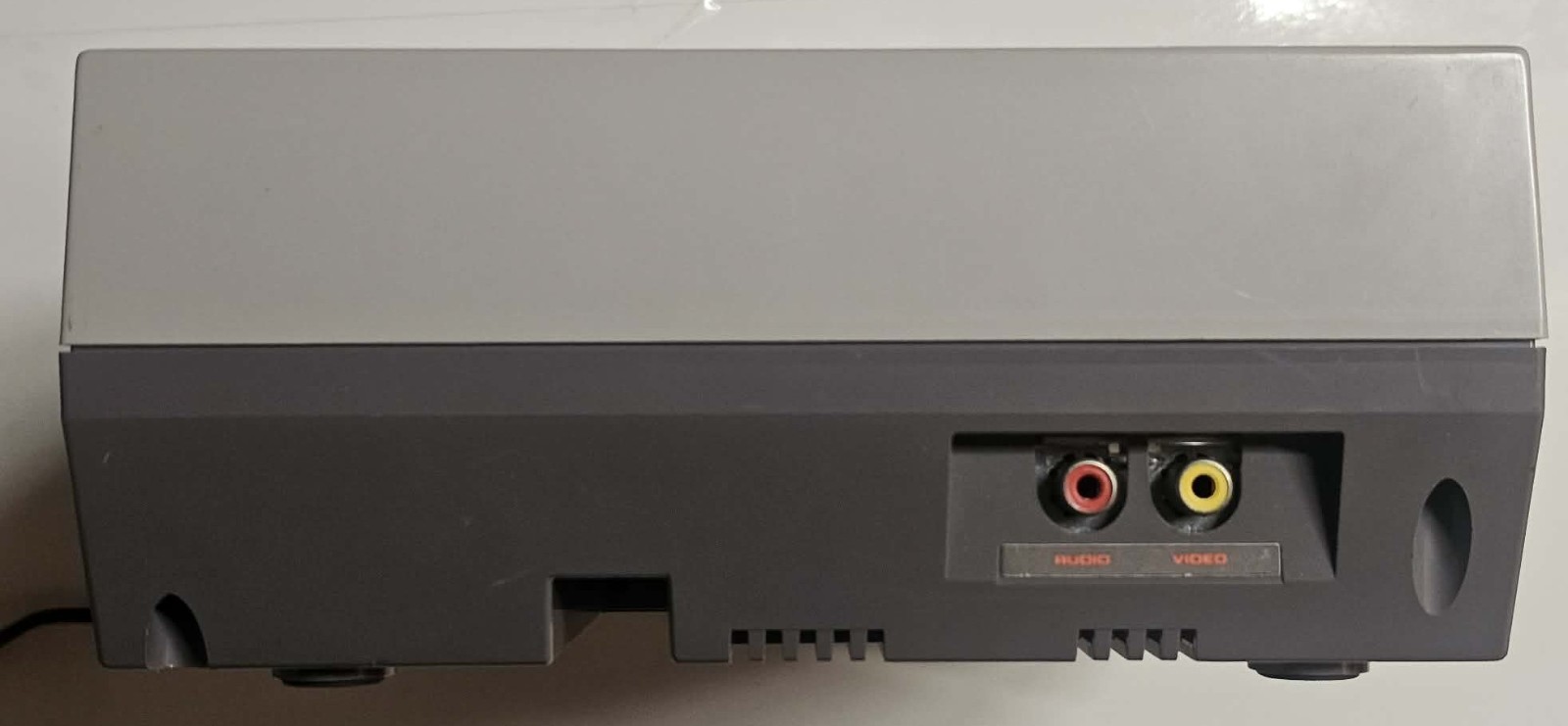 Nintendo NES Console NES-001 Tested Working w/ Controller Cables 60-Day Warranty