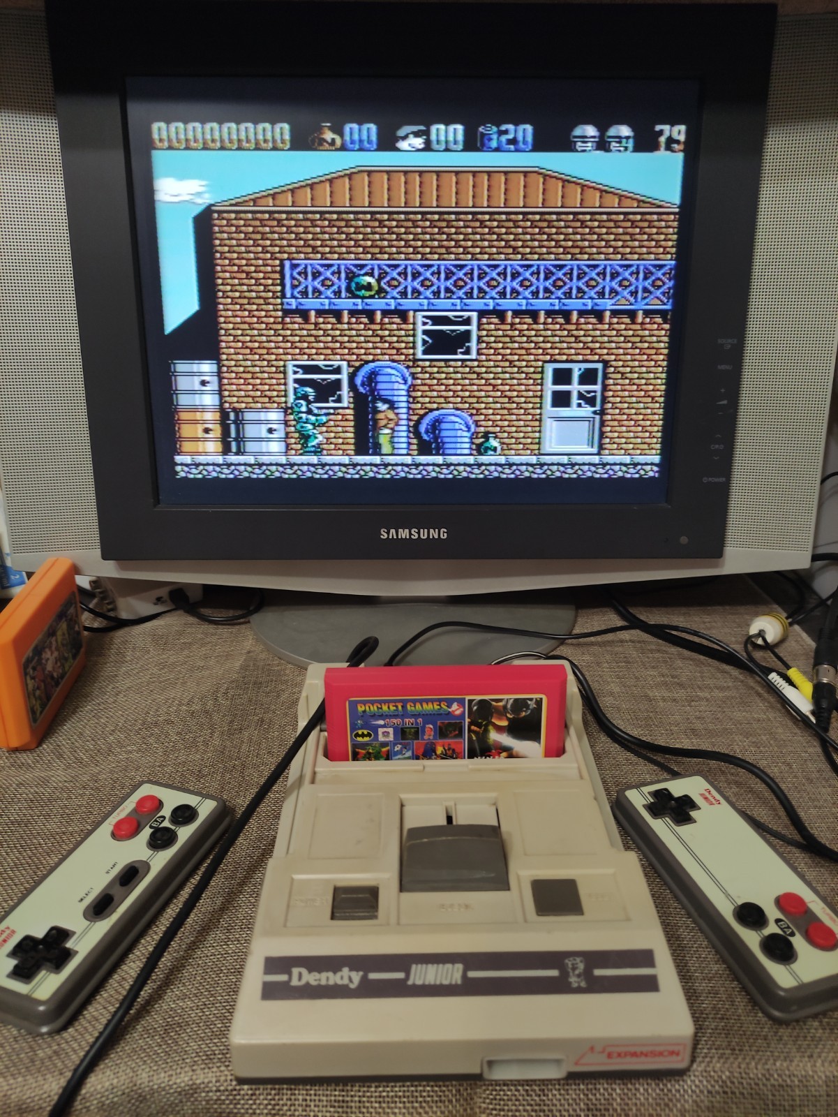dendy junior steepler 8bit console
