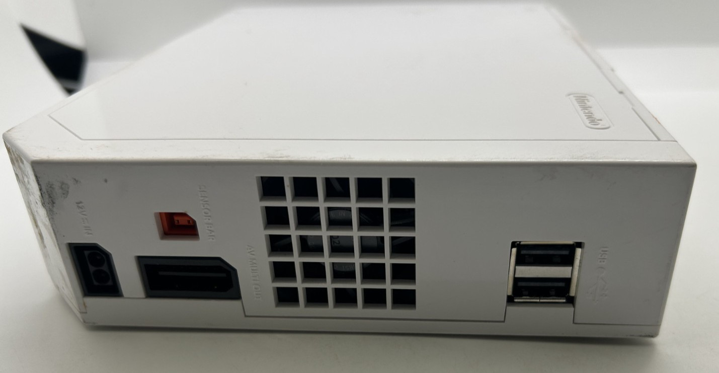 Nintendo Wii RVL-001 Console Tested Working w/ AV Cable & Power Cord Works