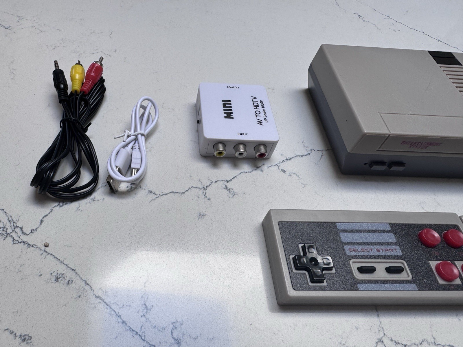 Nintendo NES Classic Mini Edition Console System Controller & Cables