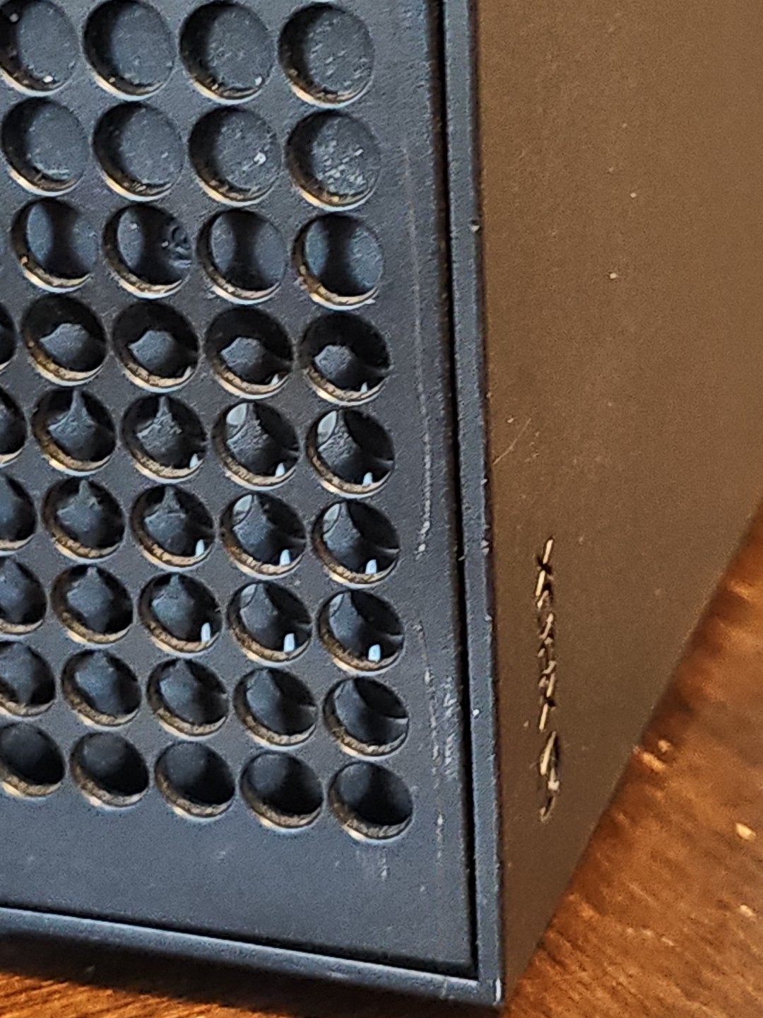 Microsoft Xbox Series X 1TB Gaming Console Carbon Black 1882 – Read Description