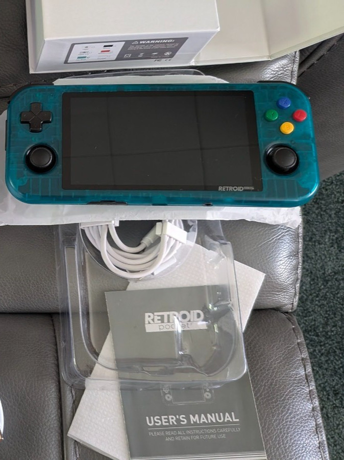 Retroid Pocket 3 Plus Handhelds Console 4.7 inch 4G + 256GB SD card + Games