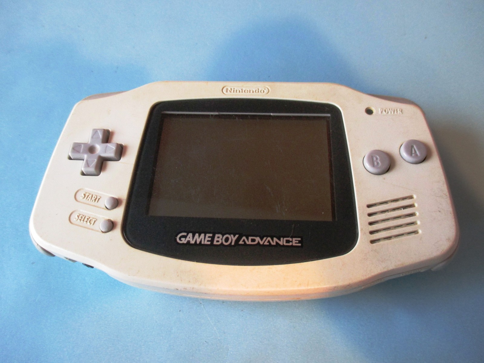 Nintendo Game Boy Advance Handheld Arctic White System Broken As Is For Parts