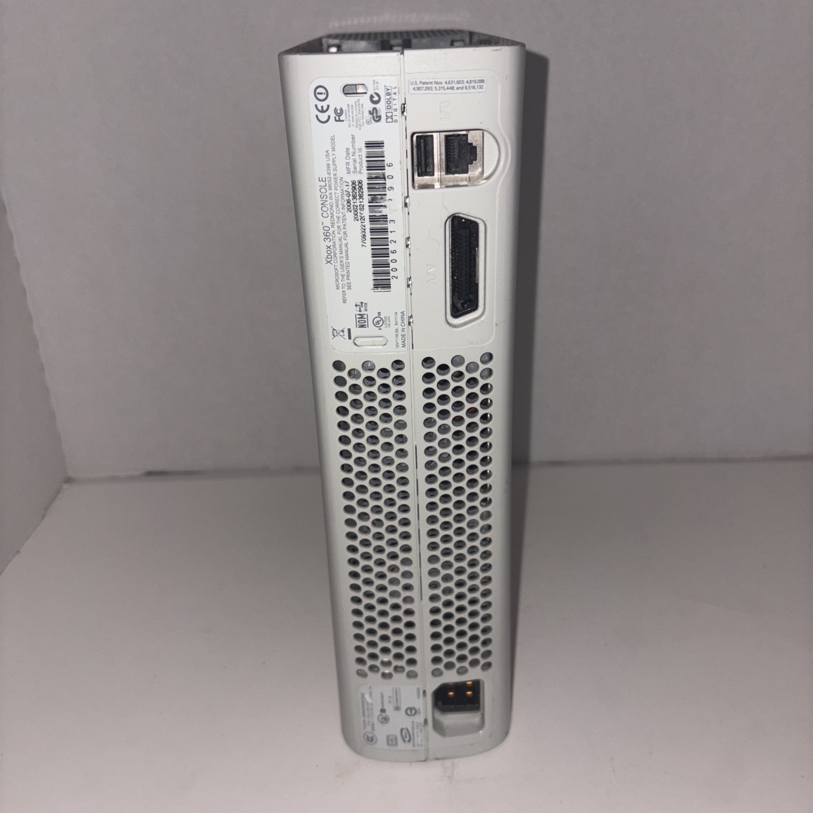 Xbox 360 White Untested or for Parts & Repair Only No Cords No Controller No HDD