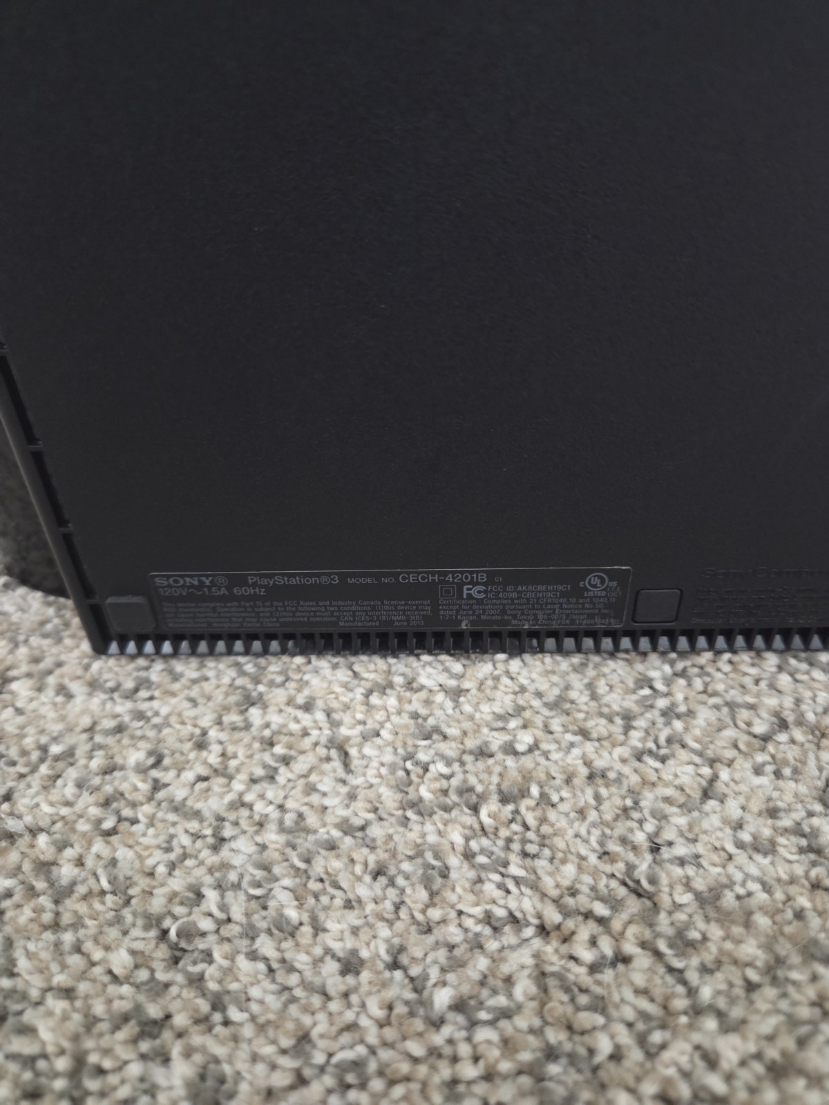 Sony PlayStation 3 Super Slim 256GB Console with Controller And Cables