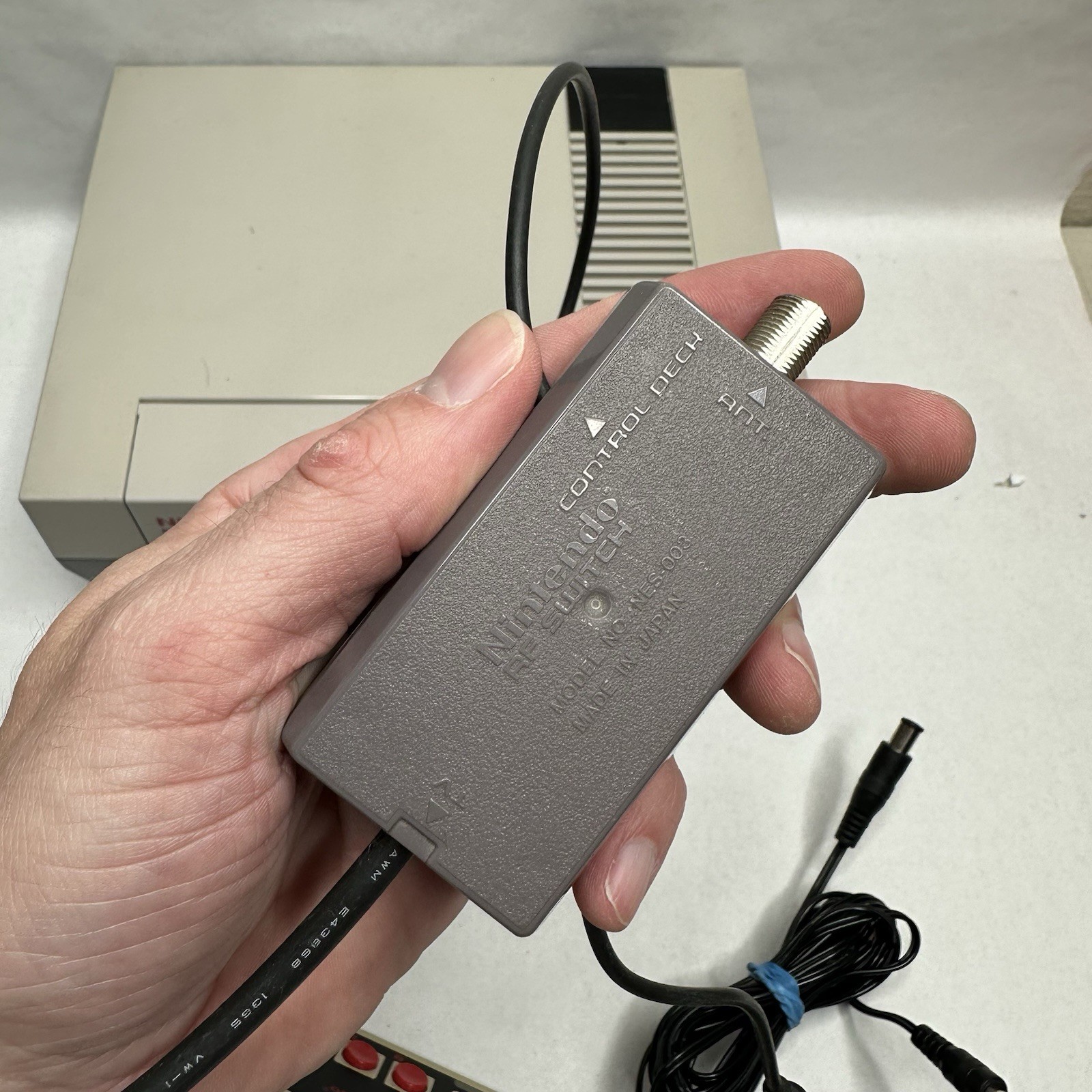 Original Nintendo NES Console Bundle Cables Controller Works Tested