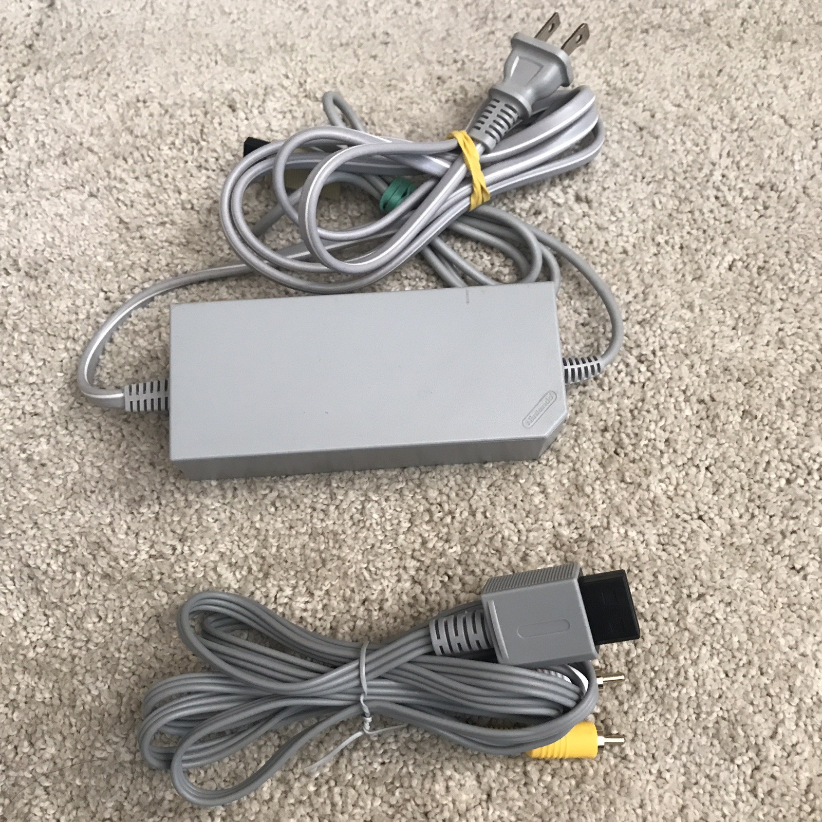 Nintendo Wii RVL-001 Black System with Cables and Motion Plus Controller TESTED