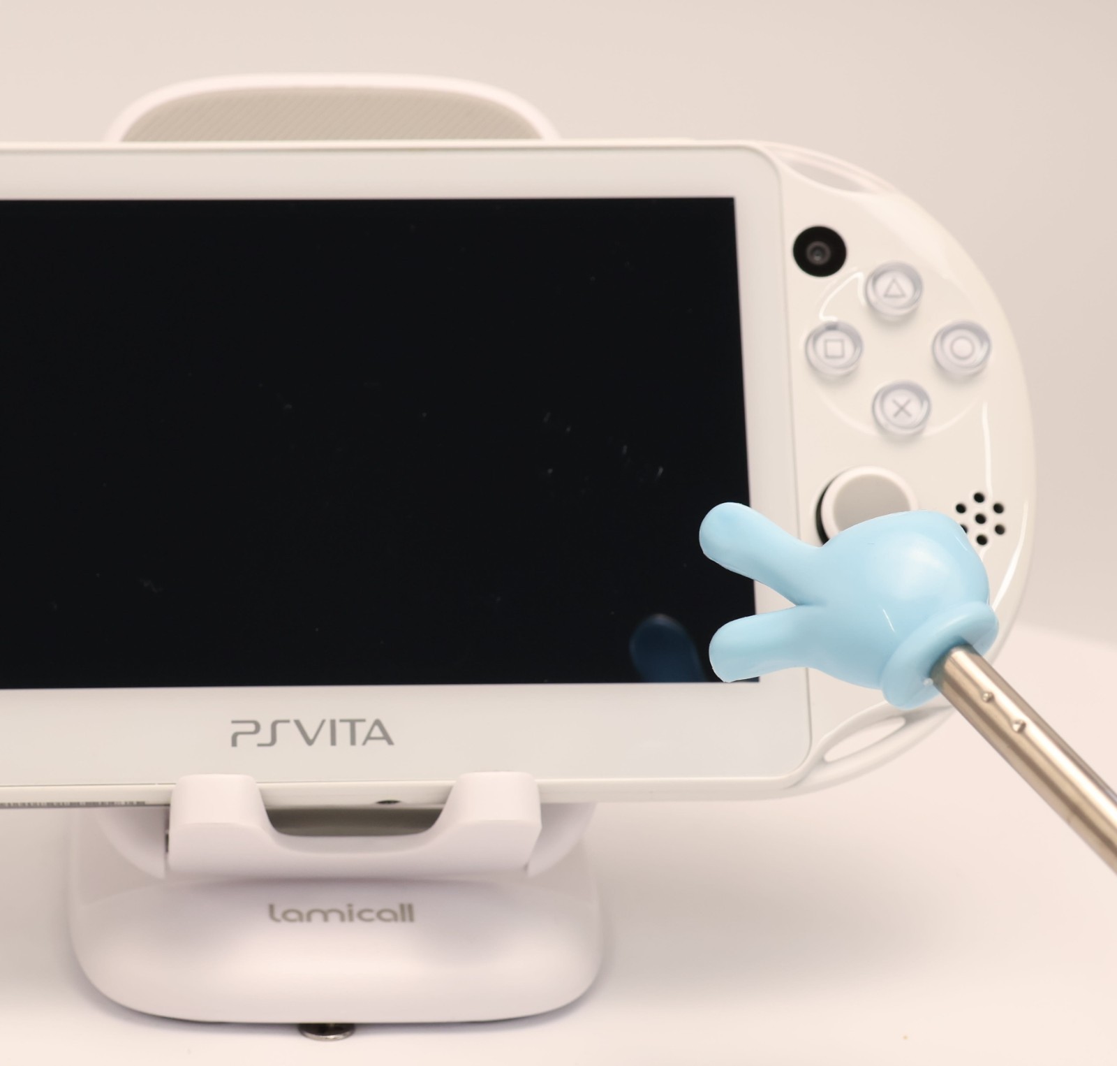 PS Vita PCH-2000 Sony PlayStation All White Console Region Free 436