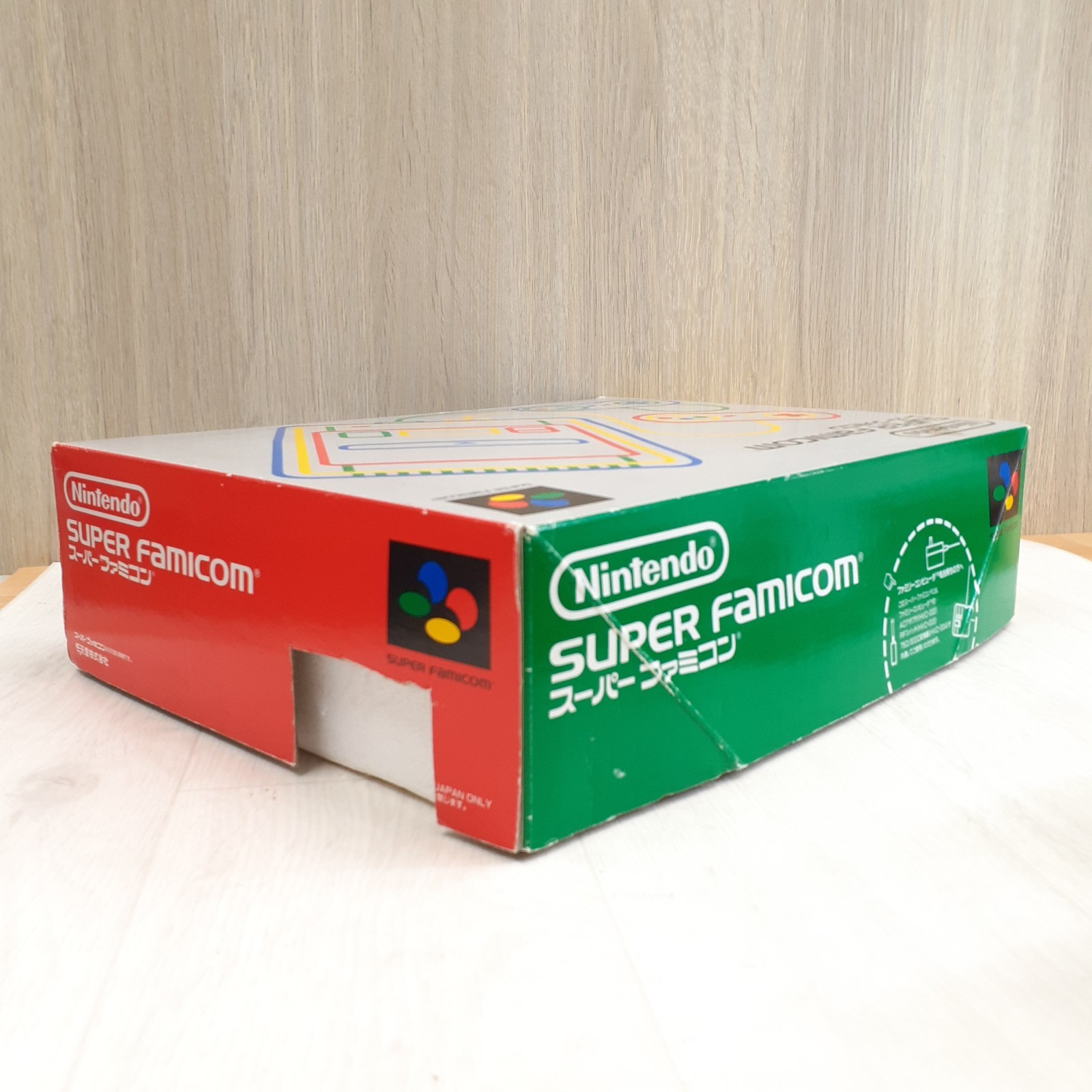 Nintendo Japanese Super Famicom Console in box with 6 games CIB SNES SHVC-001