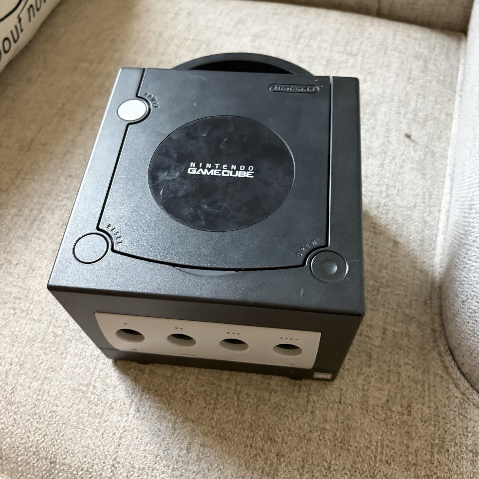 Nintendo DOLSKB GameCube 40 MB Jet Black Console